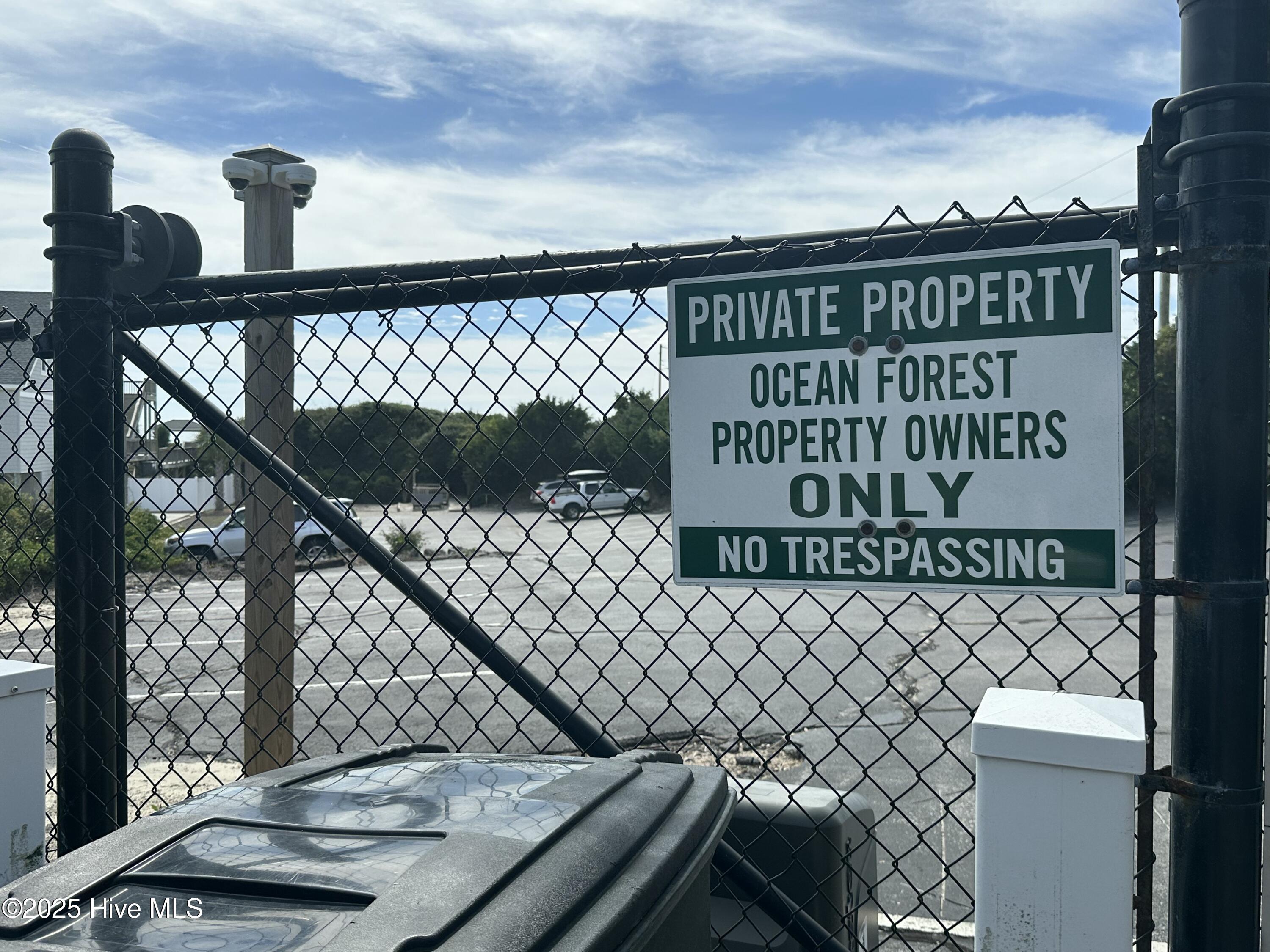 100535776 | Photo 45