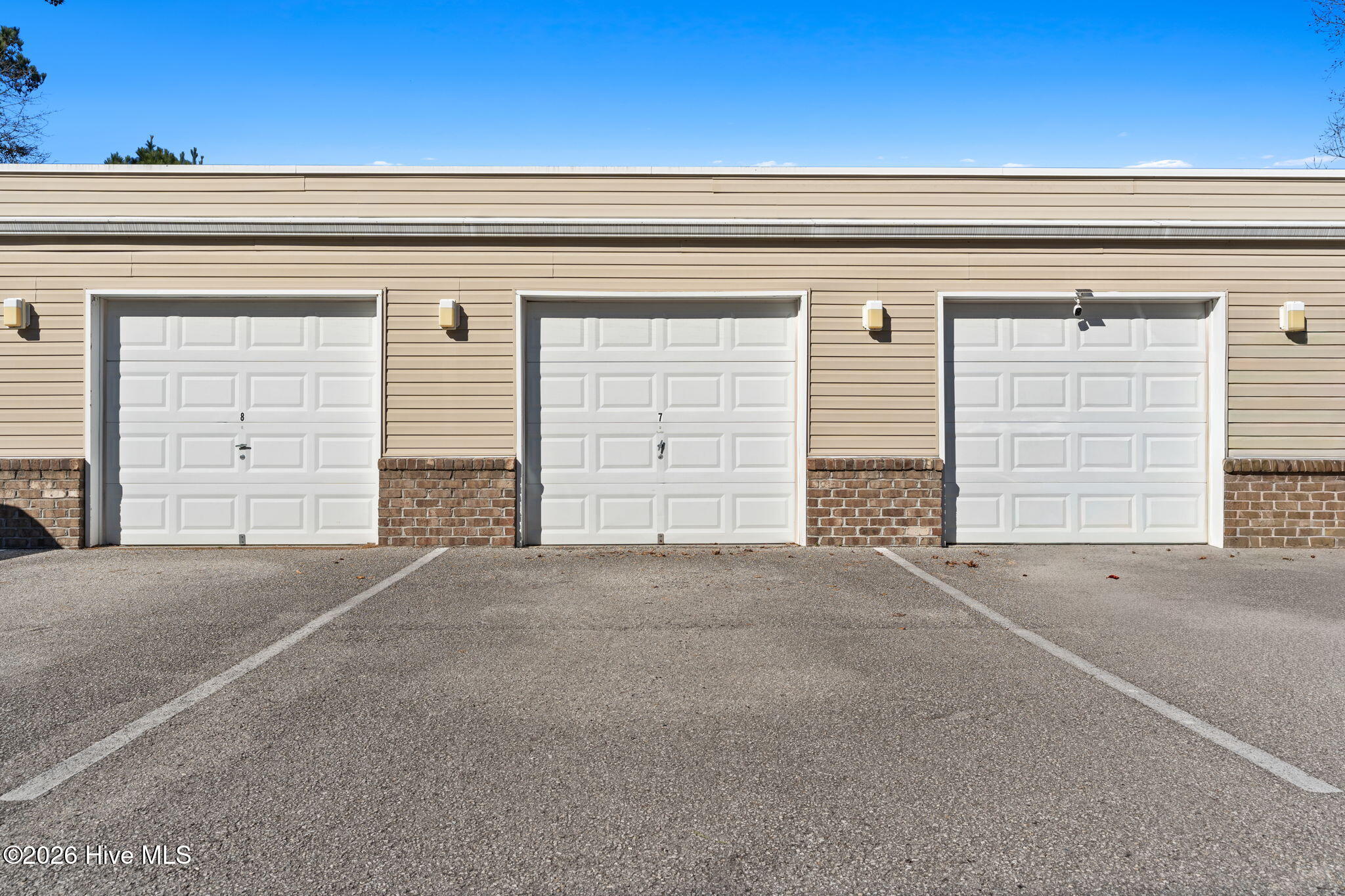 100550020 | Photo 30