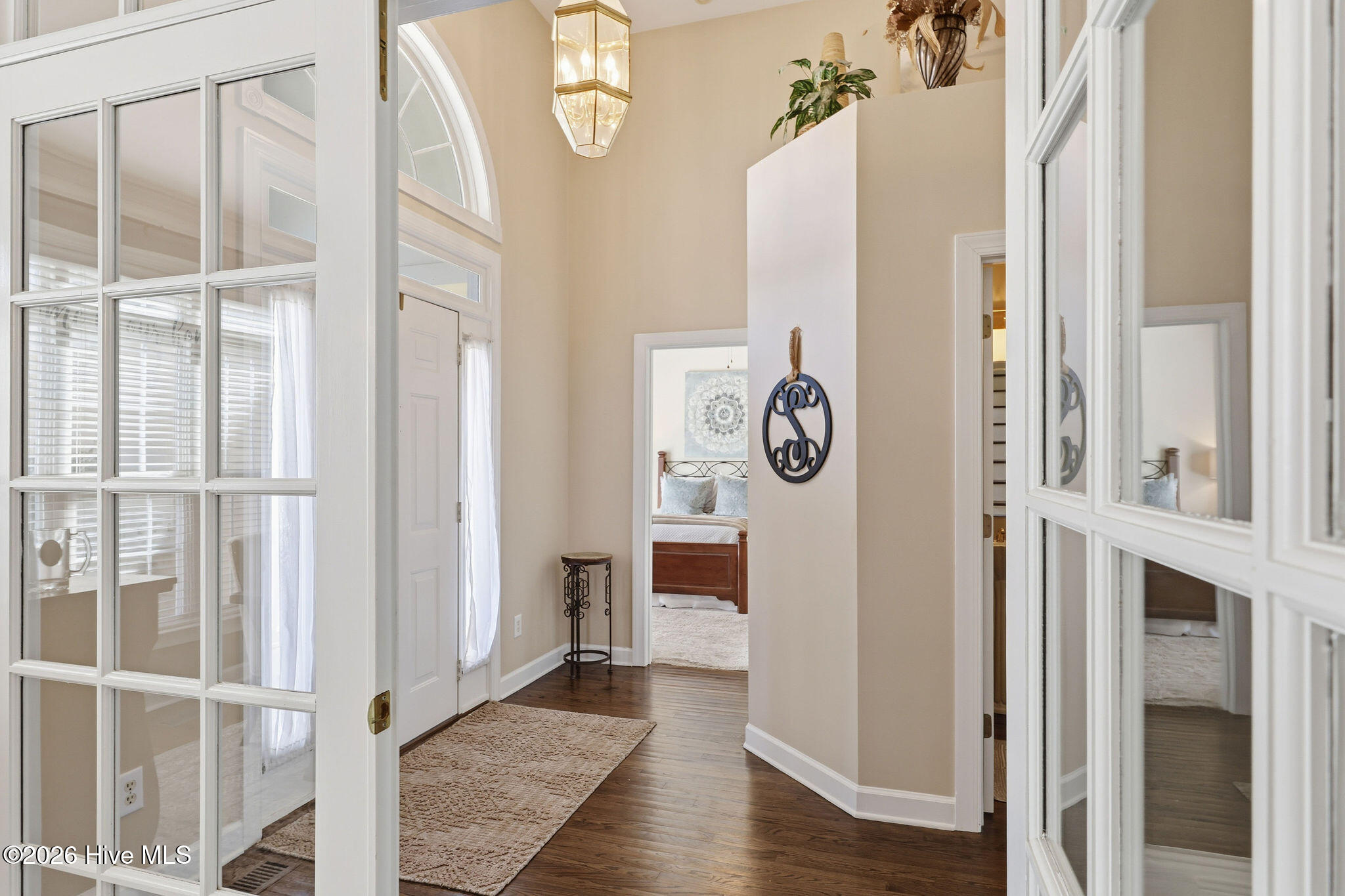 100556784 | Photo 35