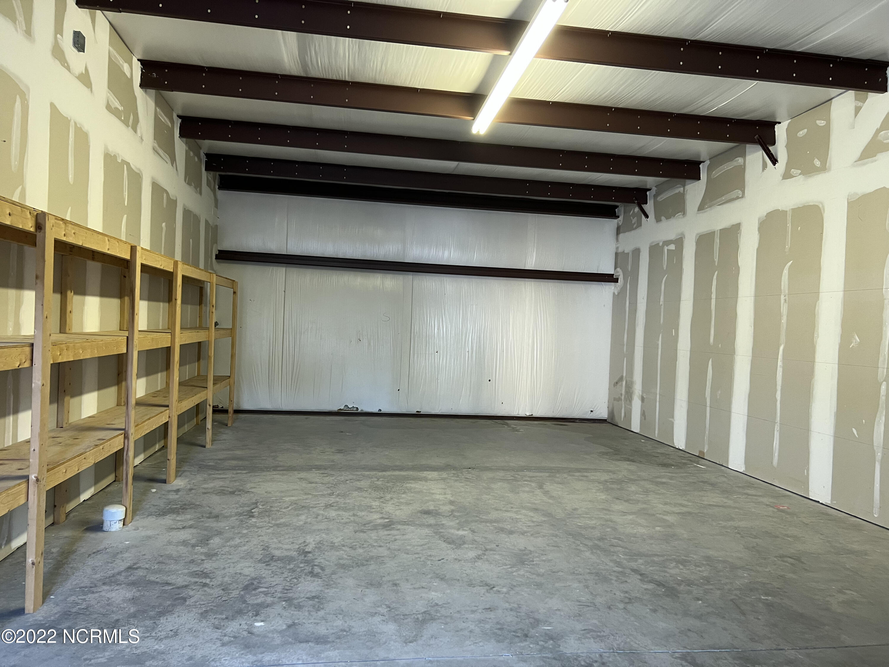 Aux Unit D 105 Parkway