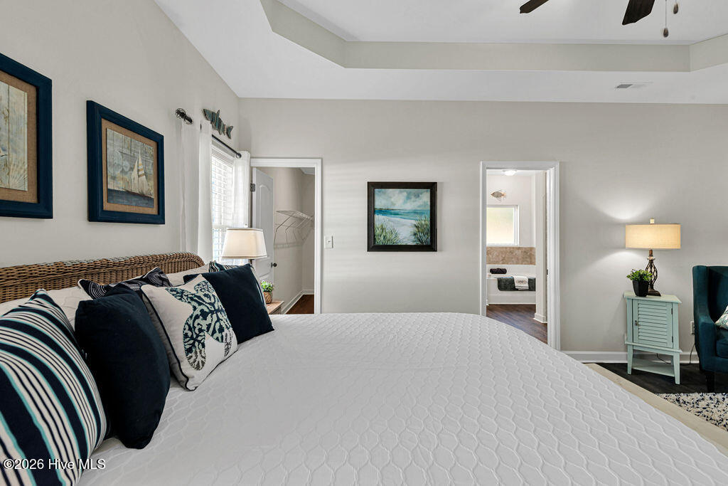 100552779 | Photo 26