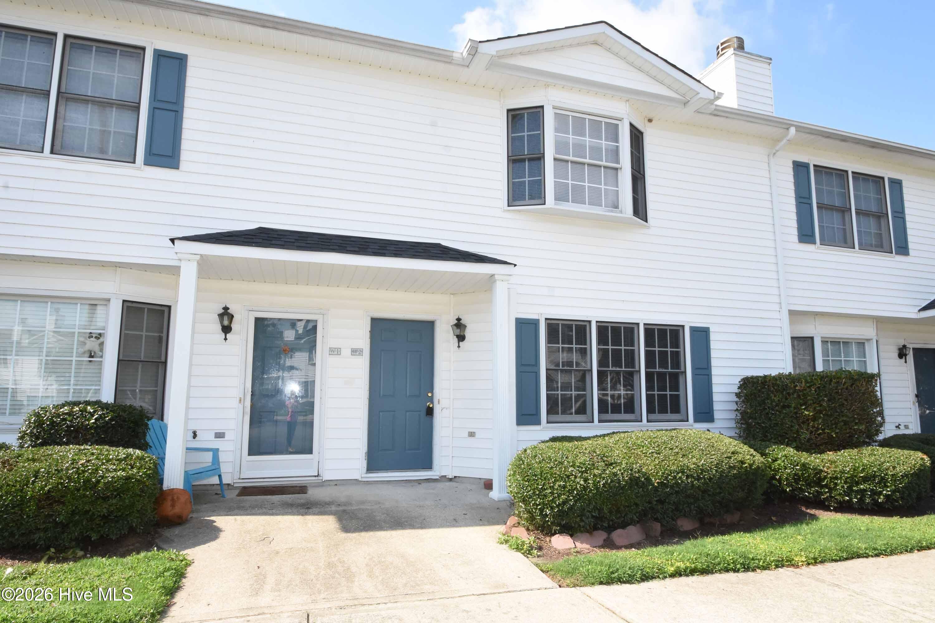 Exterior photo of 3815 Sterling Pointe Drive W2, Winterville, NC 28590. MLS: 100602861