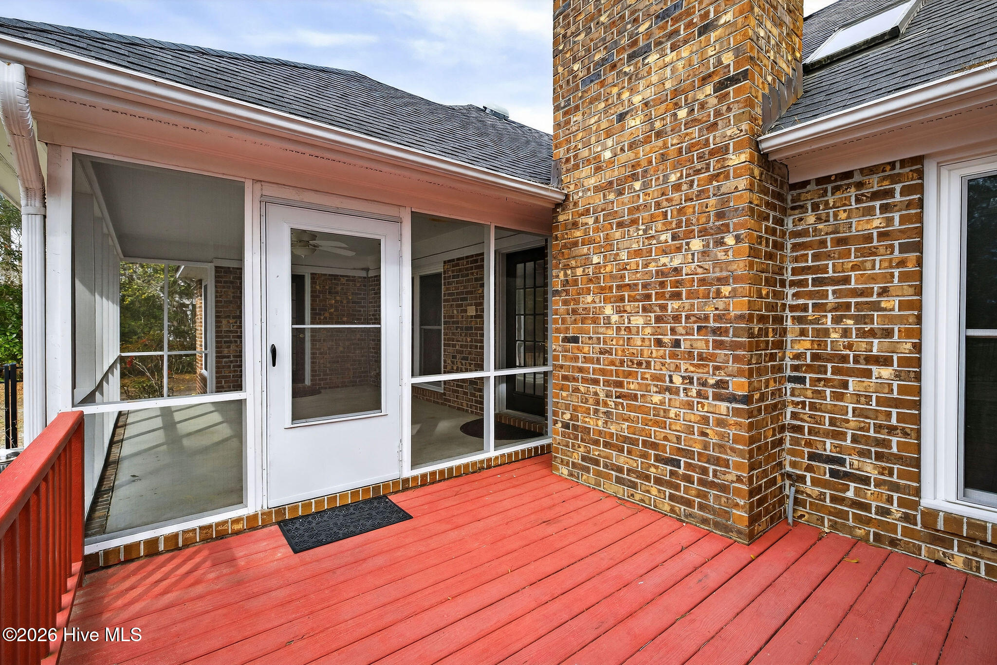 100561211 | Photo 29