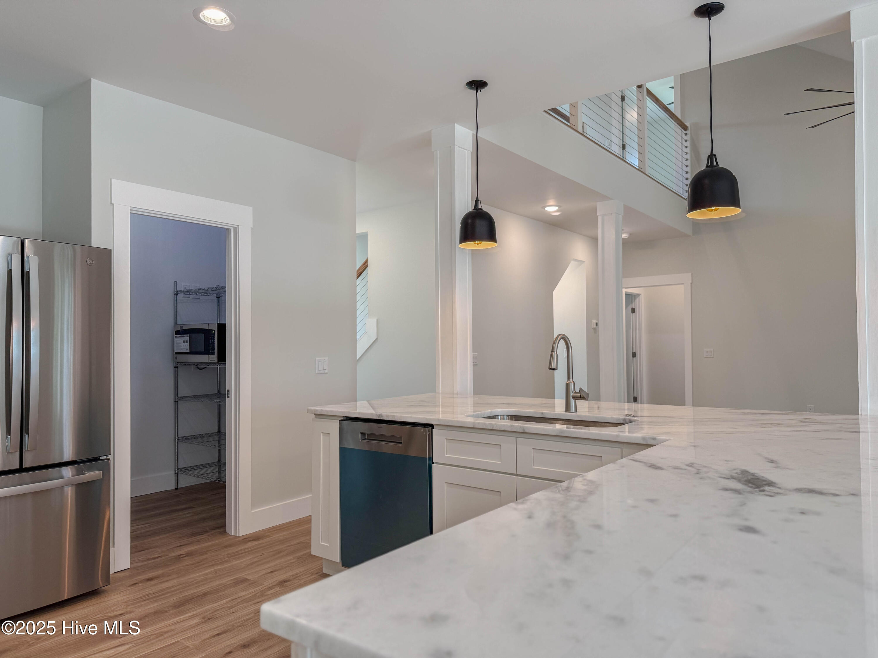 100529852 | Photo 20