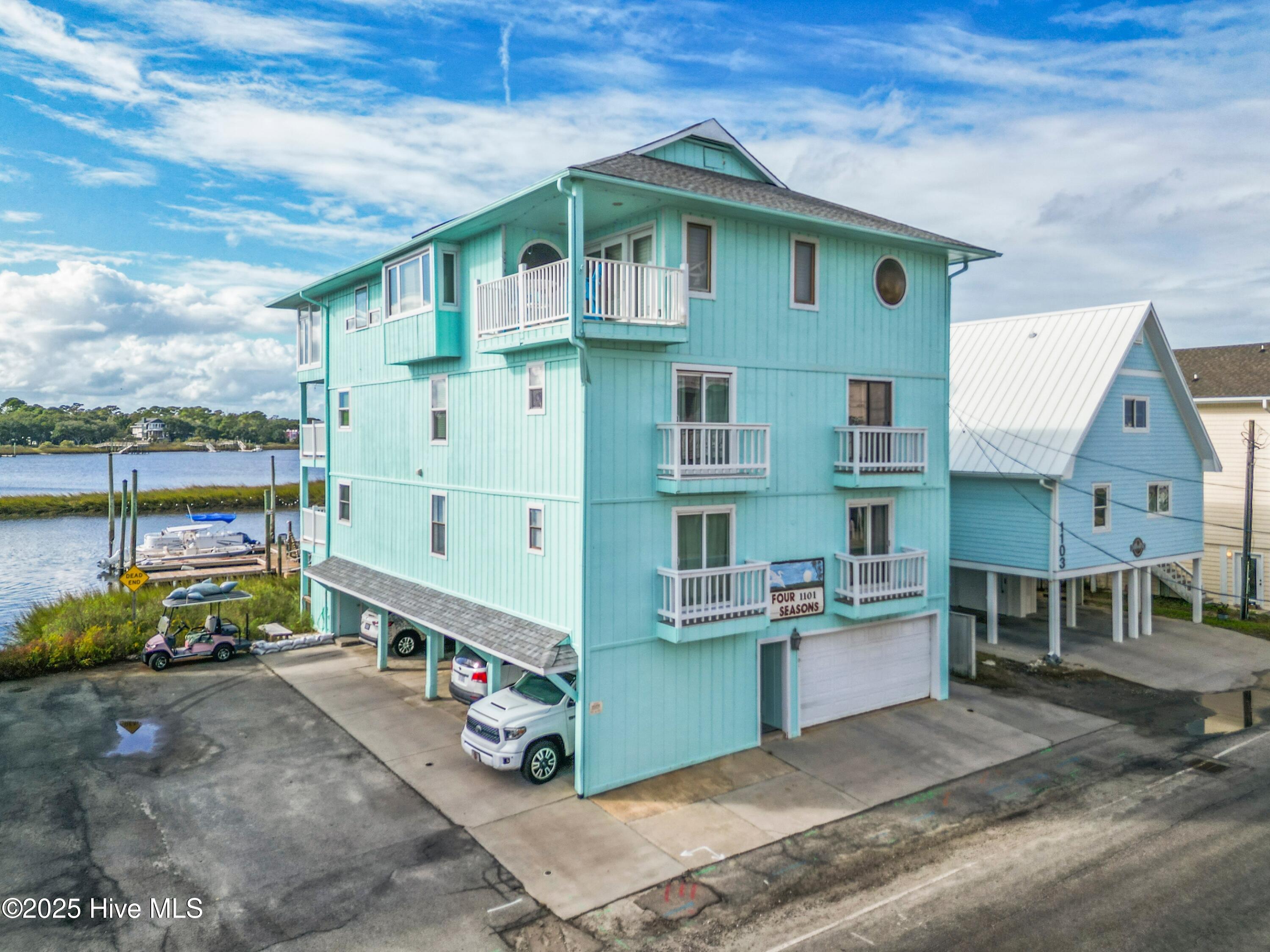 100536388 | Photo 46