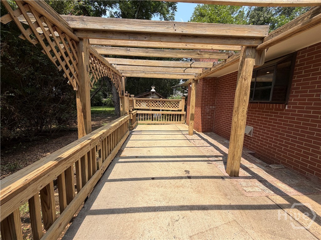 Back Patio for relaxing, grilling, gathering, etc. Recently pressure washed.
