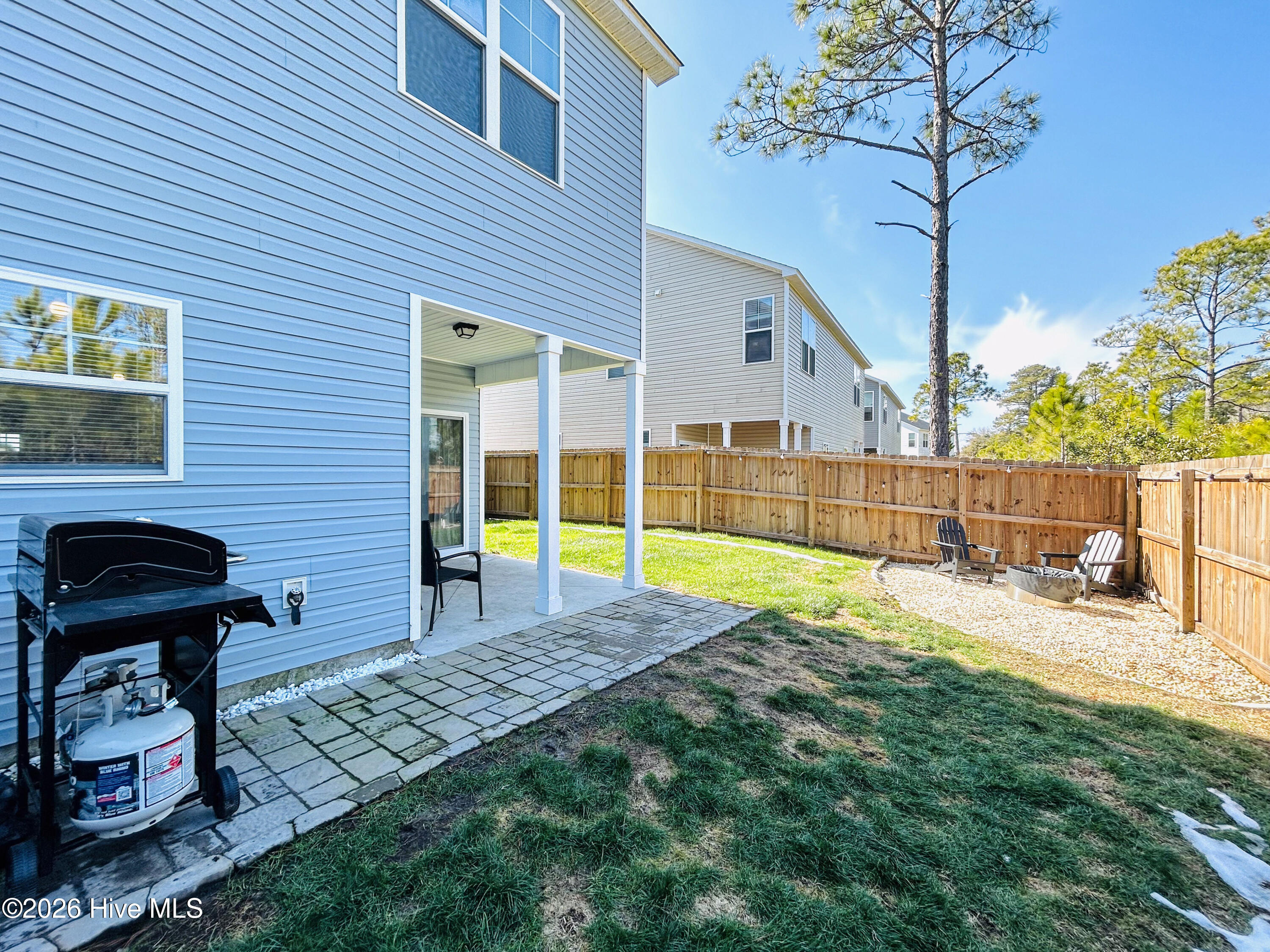 100553295 | Photo 35