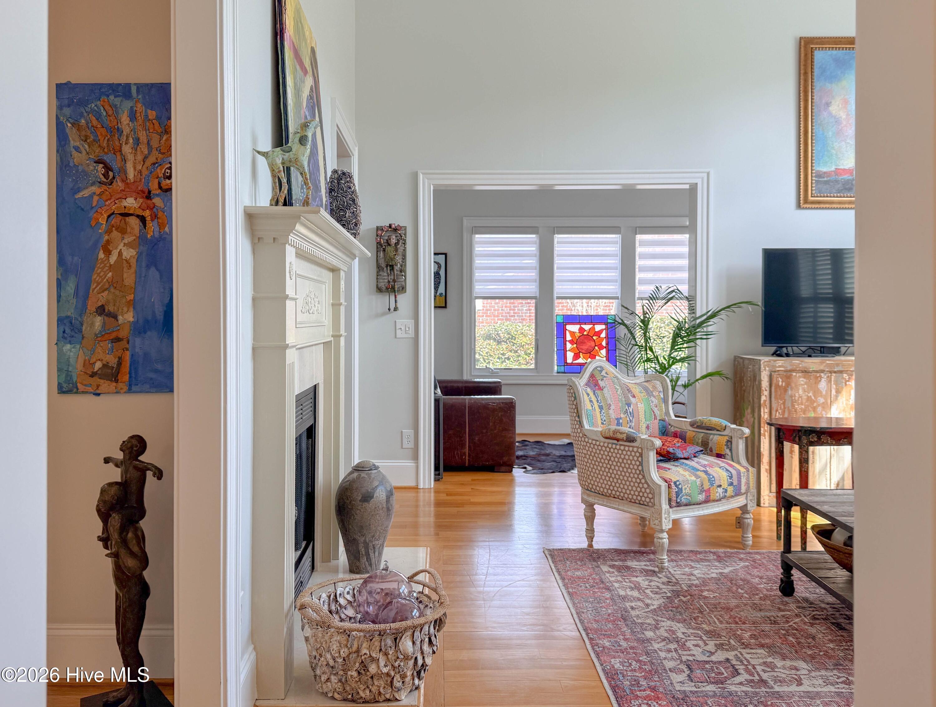 100559415 | Photo 15