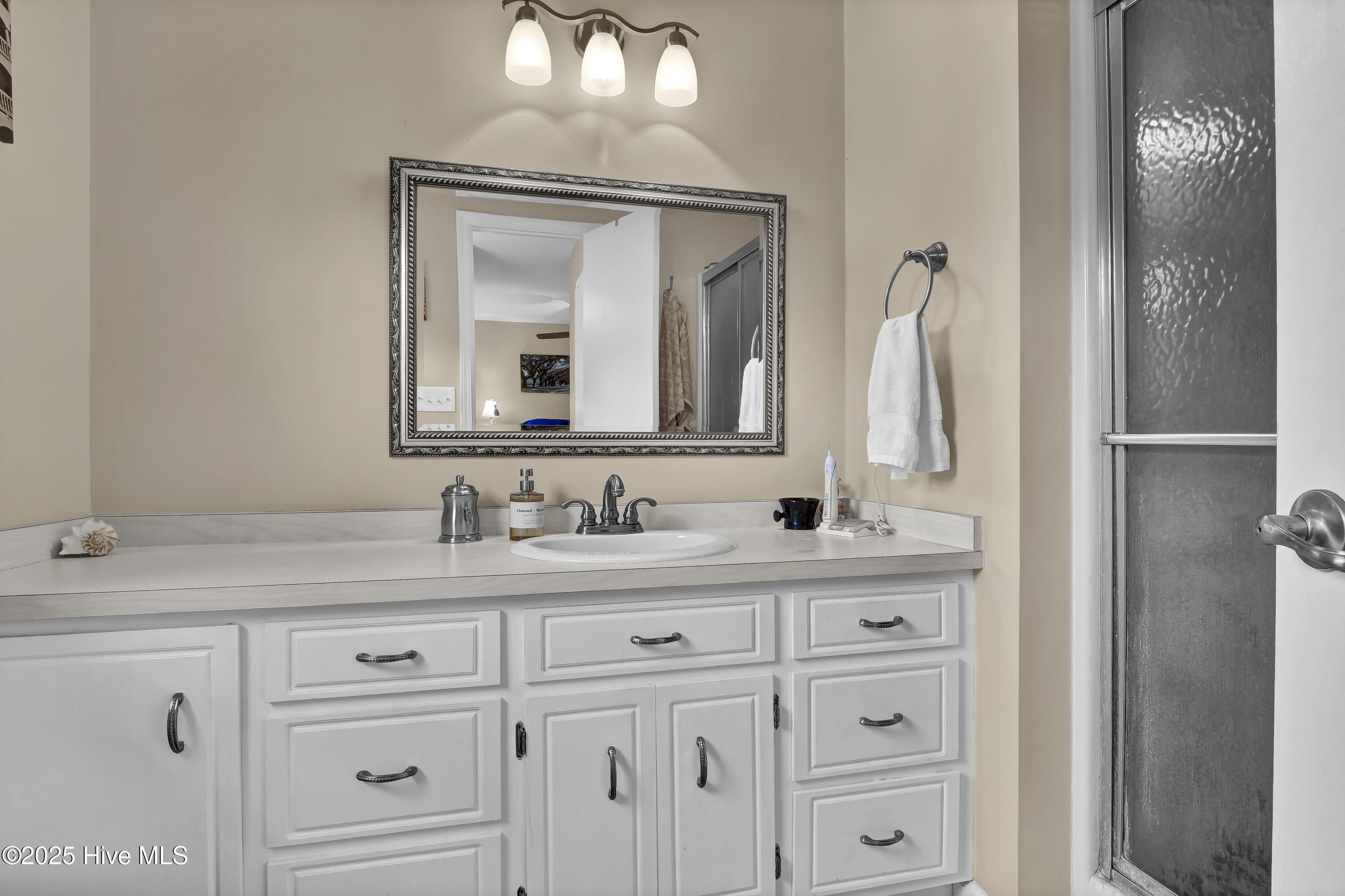 100543552 | Photo 23