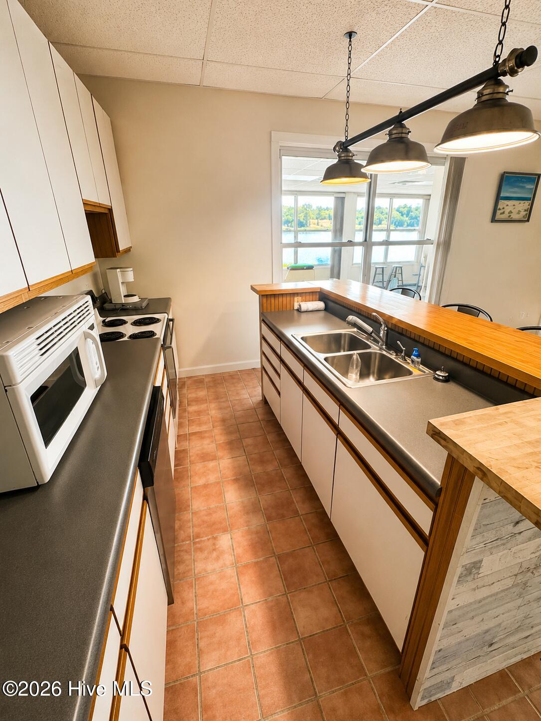 888 Sea Gate Drive,Newport