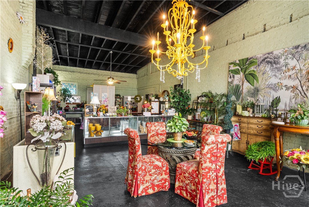 Flower Retail Shop