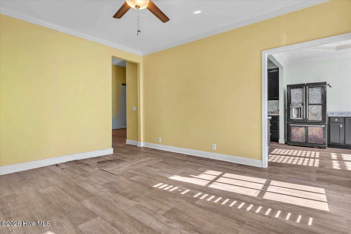 100561788 | Photo 27