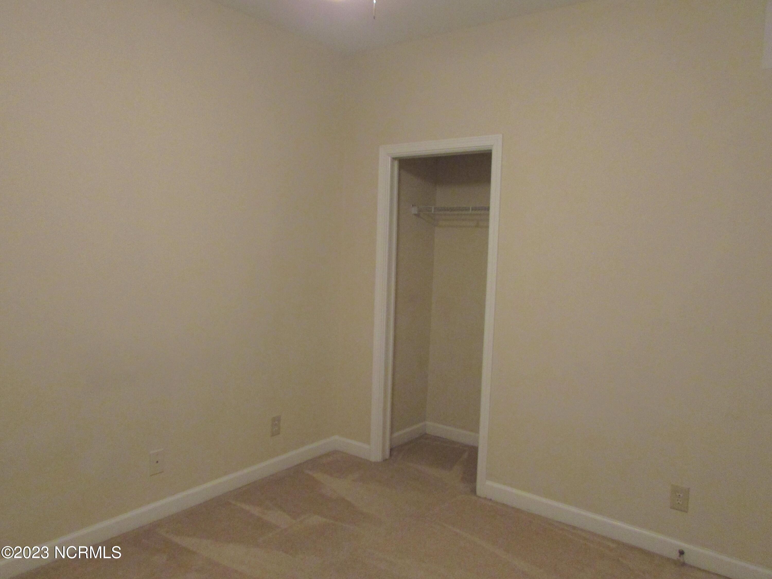 100560757 | Photo 12