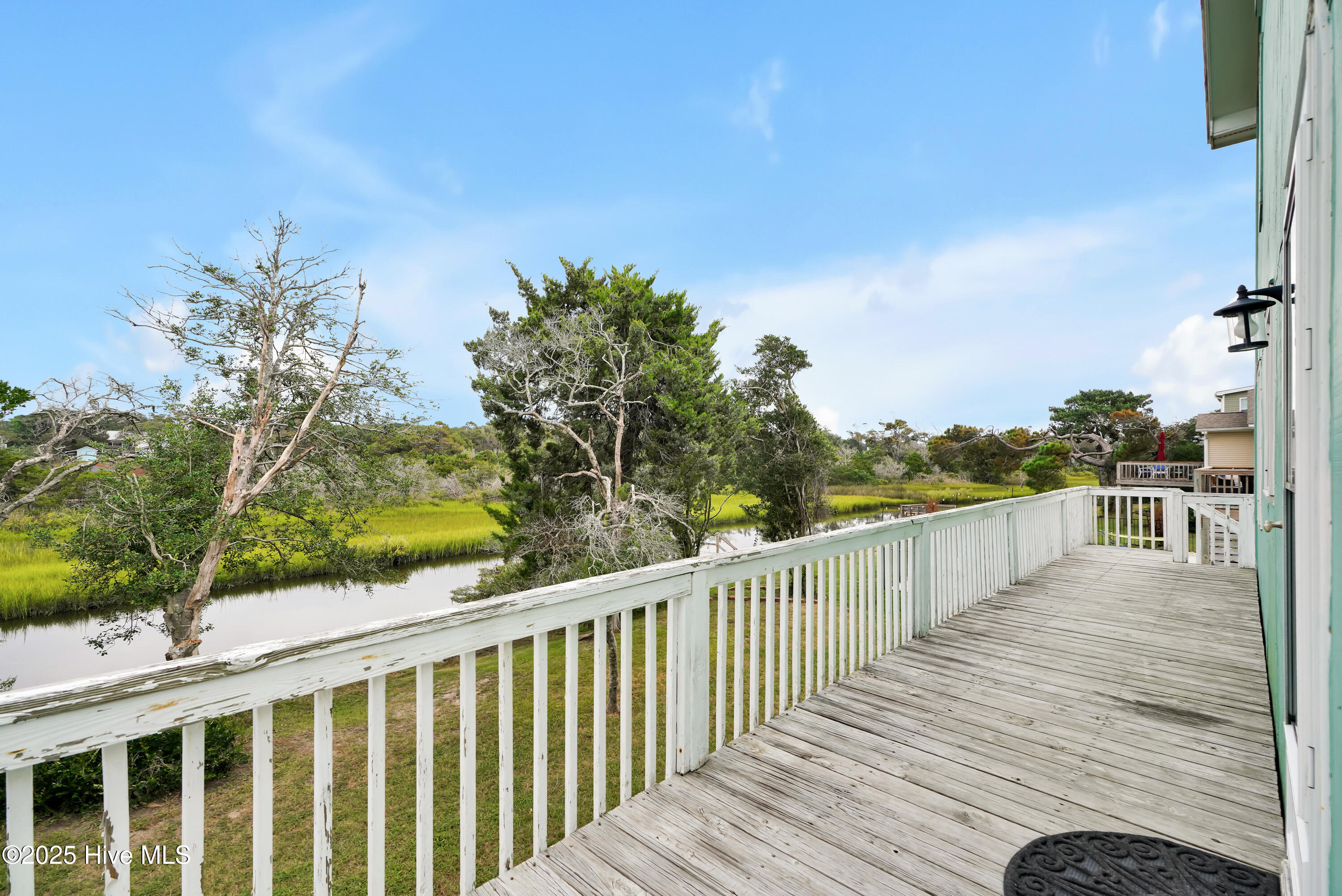 100530451 | Photo 26