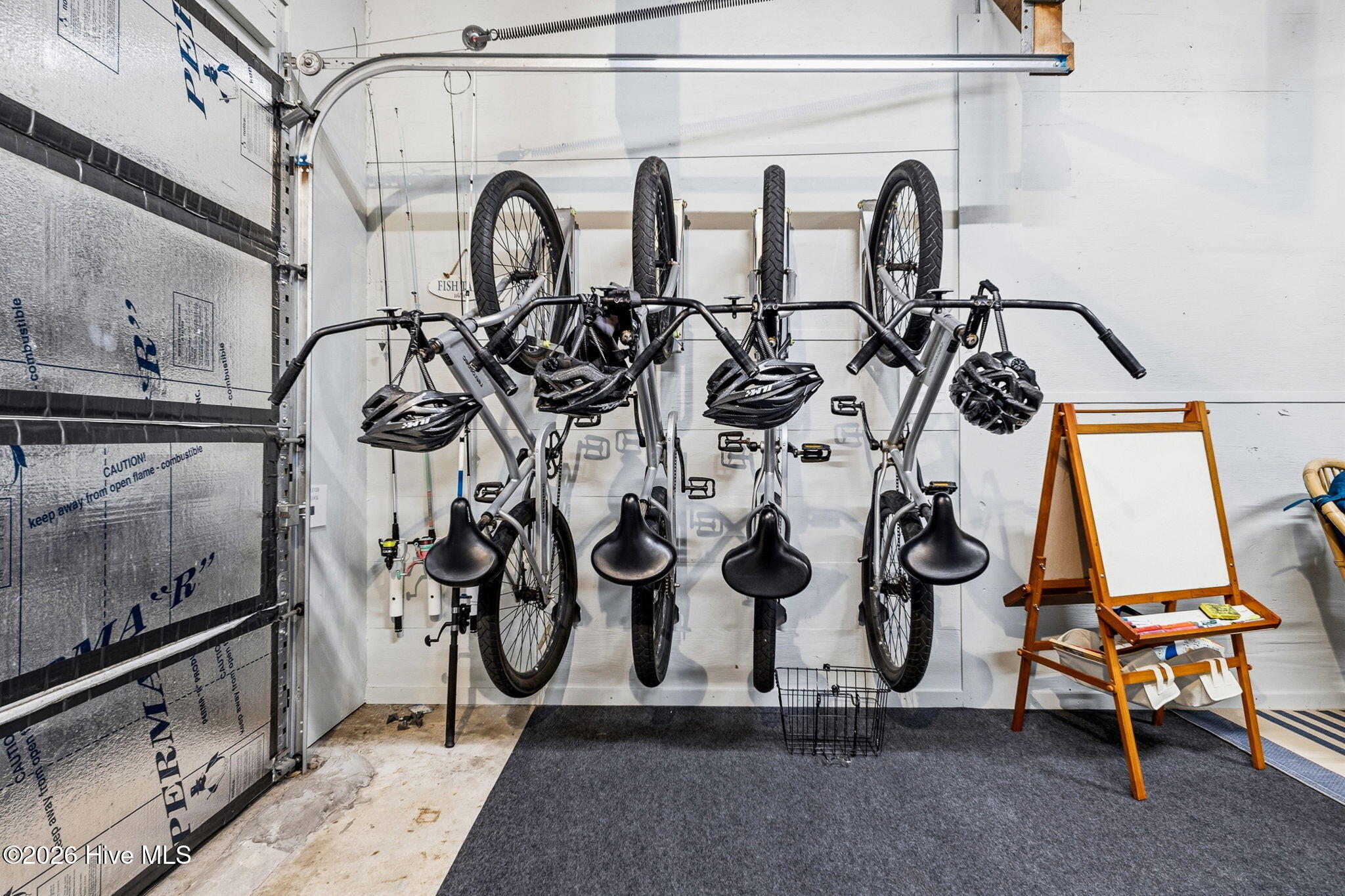 100569125 | Photo 56