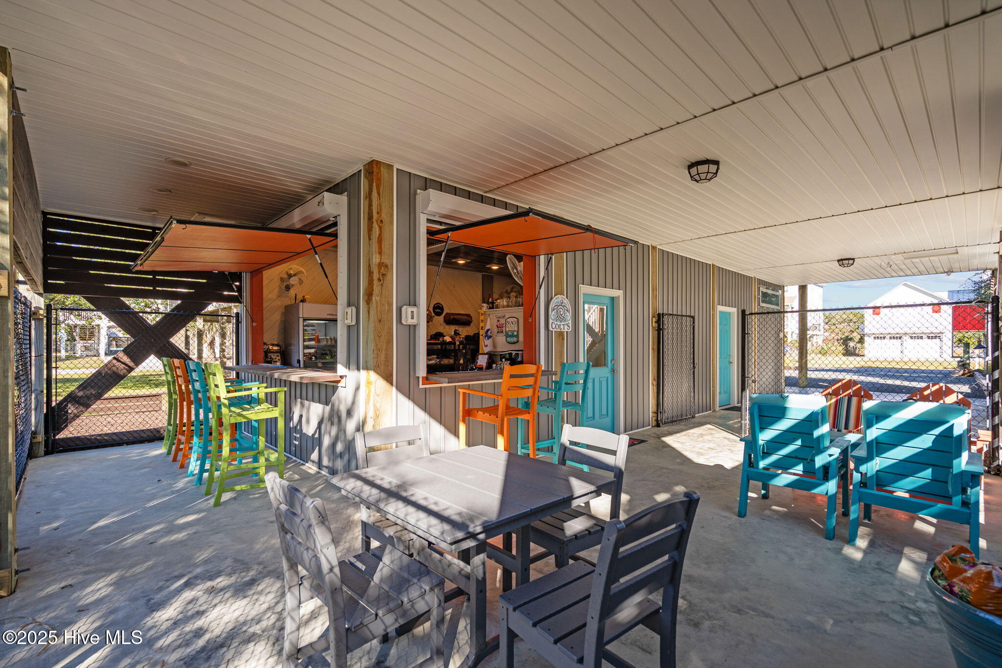 100540020 | Photo 14