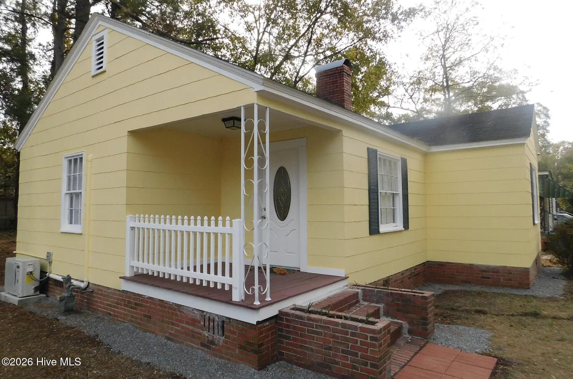 Homes for sale in Laurinburg, NC | 914 Biggs St, Laurinburg, NC 28352 | MLS# 100591272