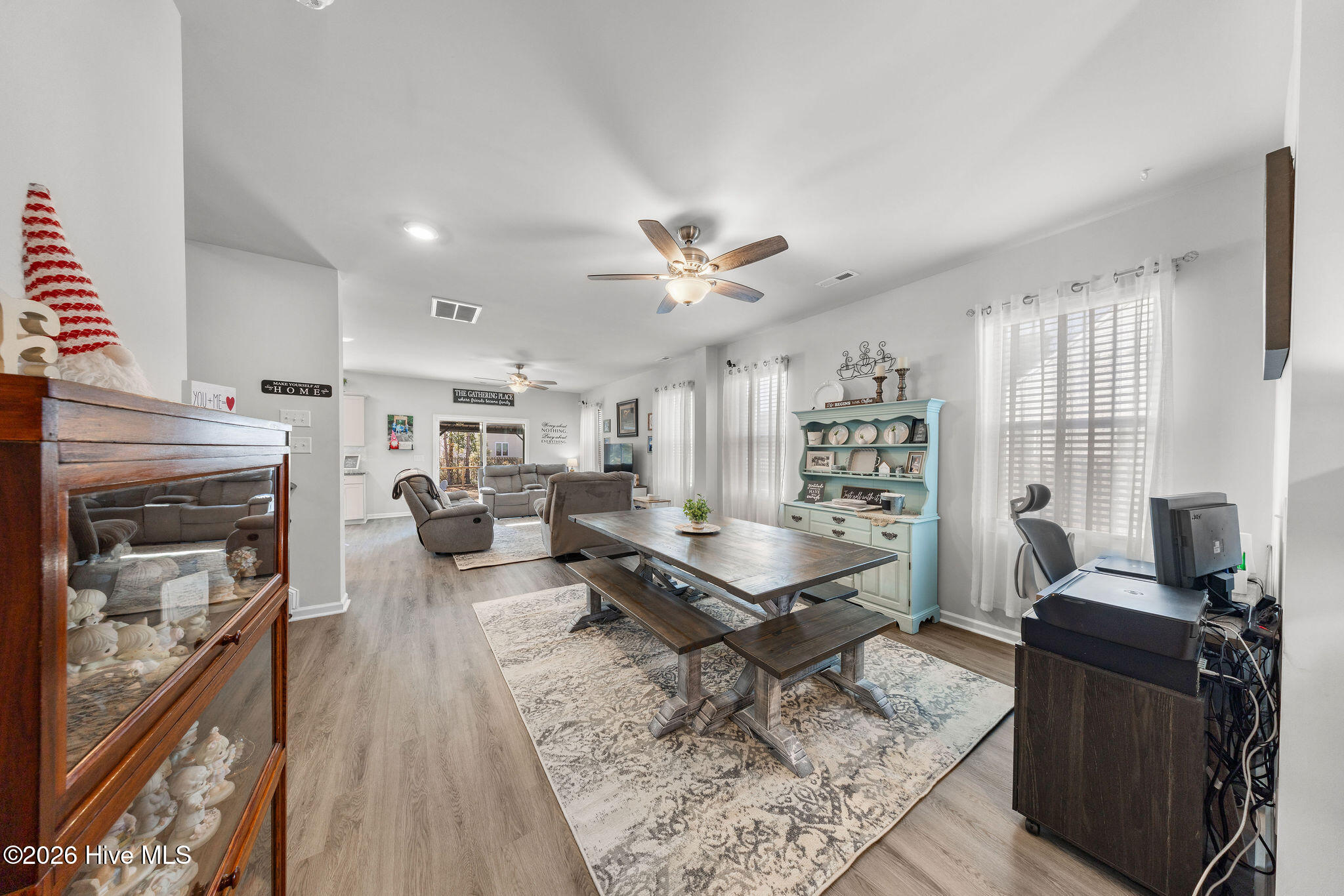 100553688 | Photo 11