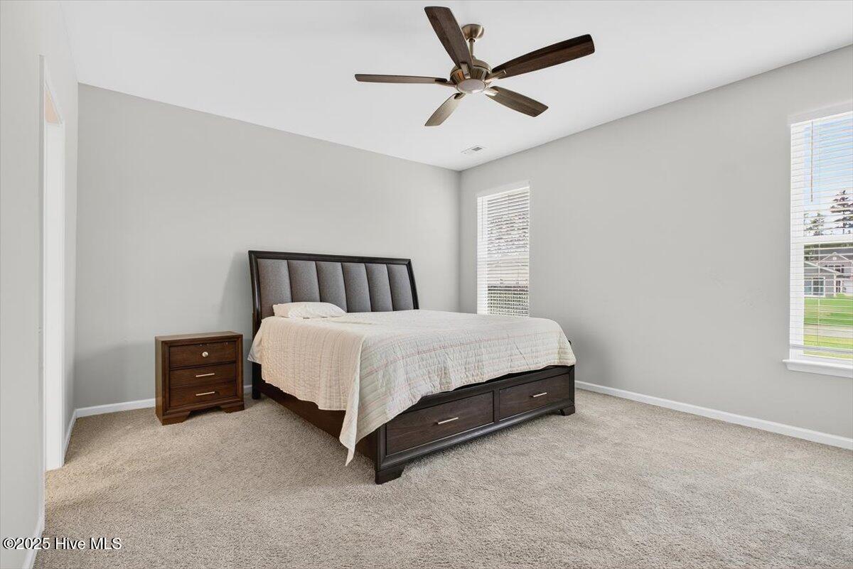 100566307 | Photo 16