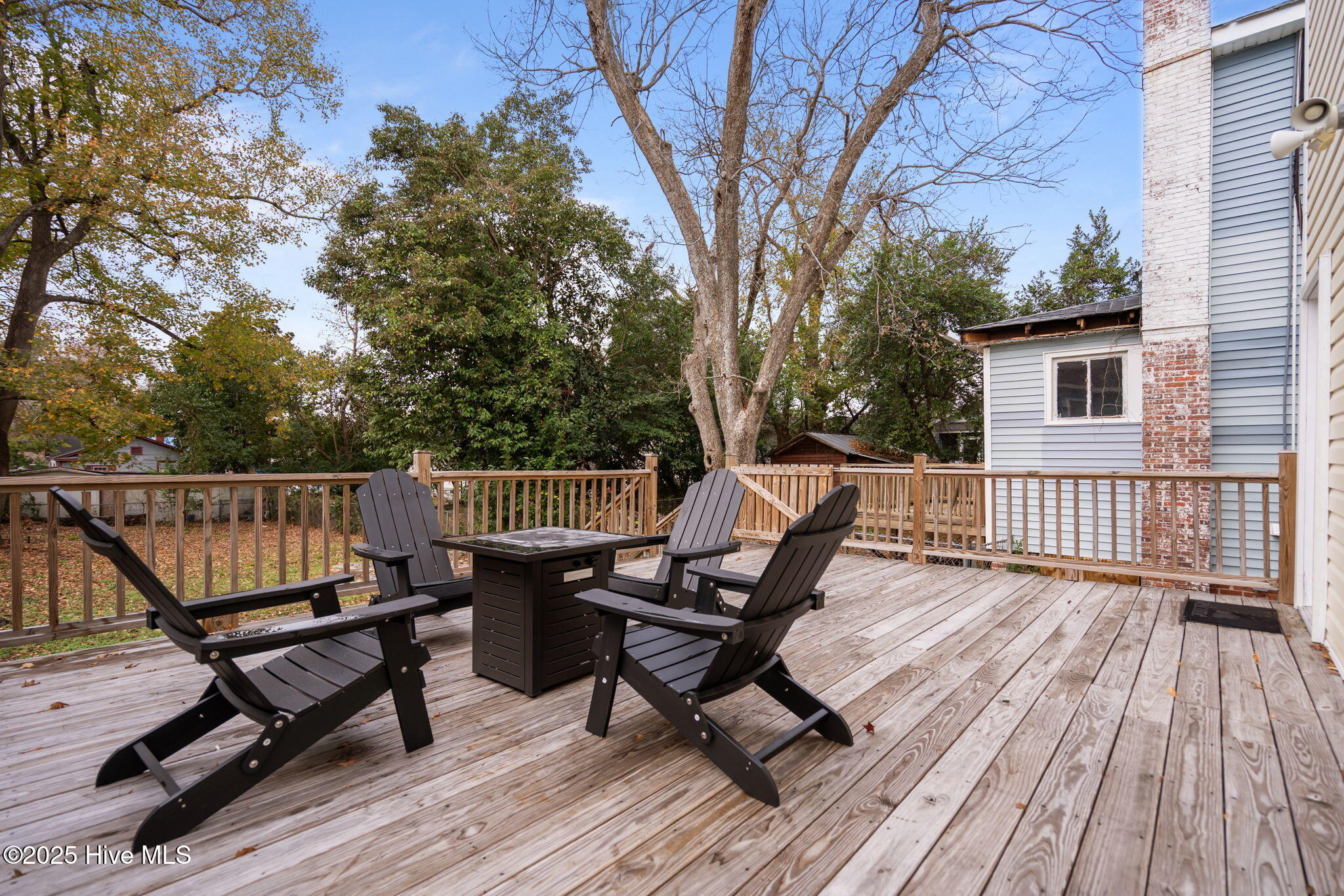 100544435 | Photo 43