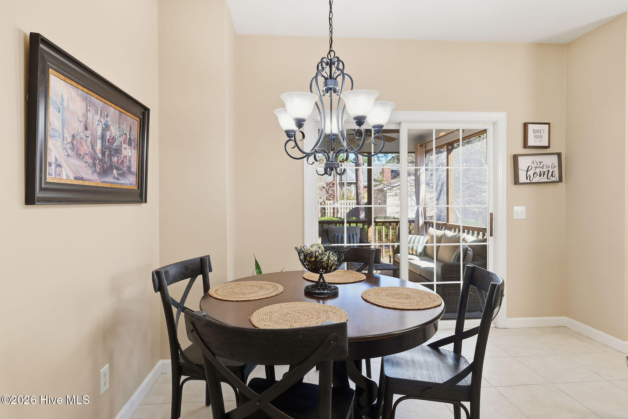 100556784 | Photo 31