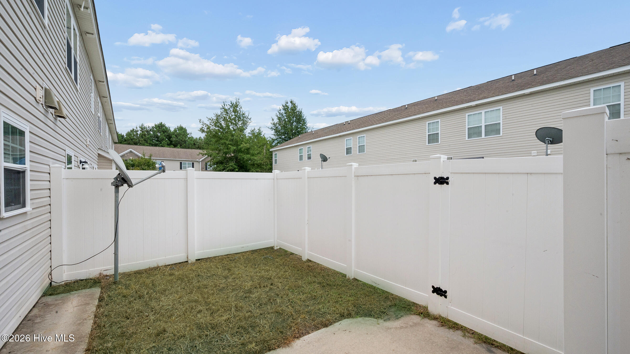 16th image of 112 Chandler Dr #E, Greenville, NC 27834 | MLS# 100595993