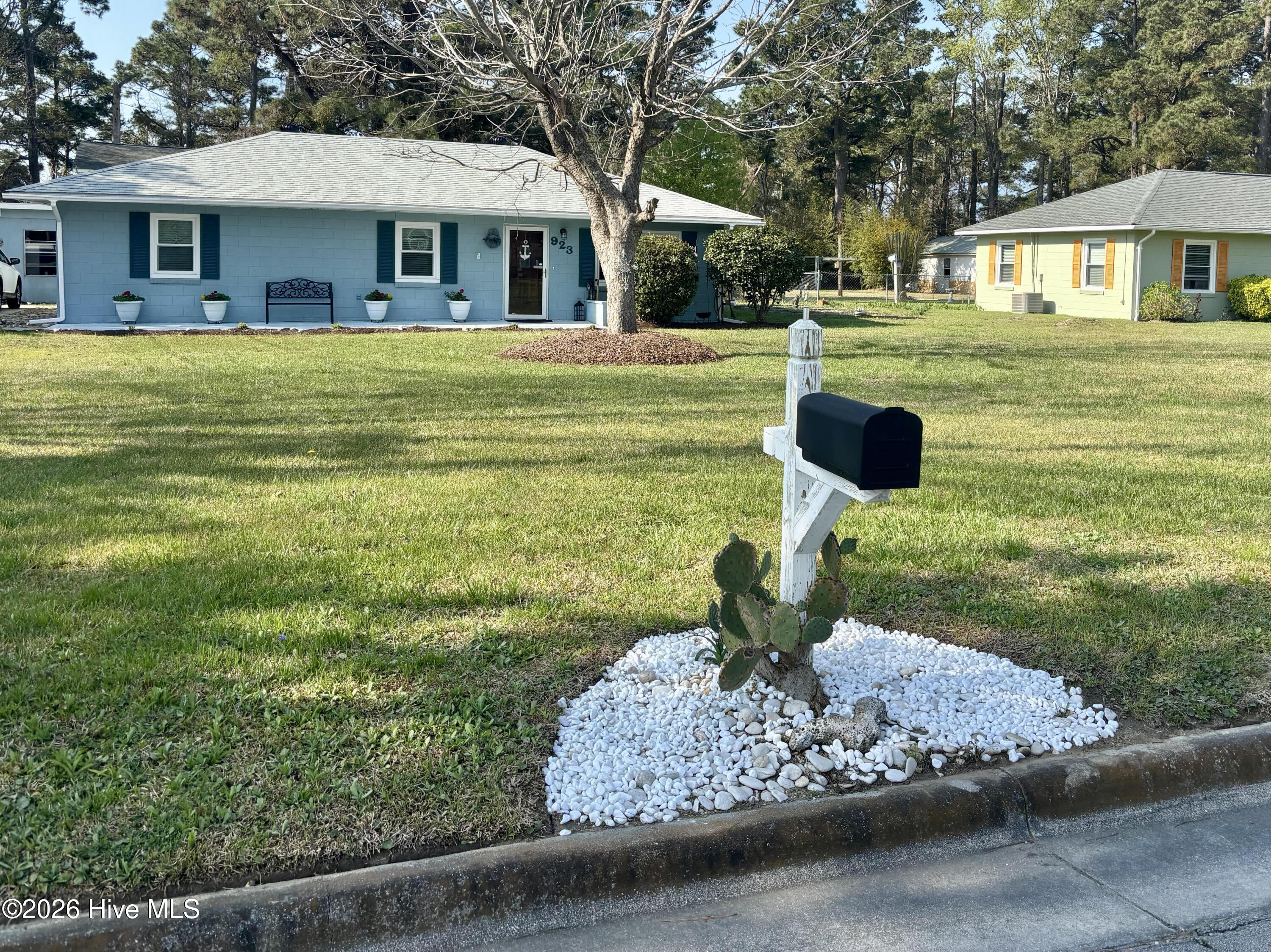 923 N Yaupon Terrace,Morehead City