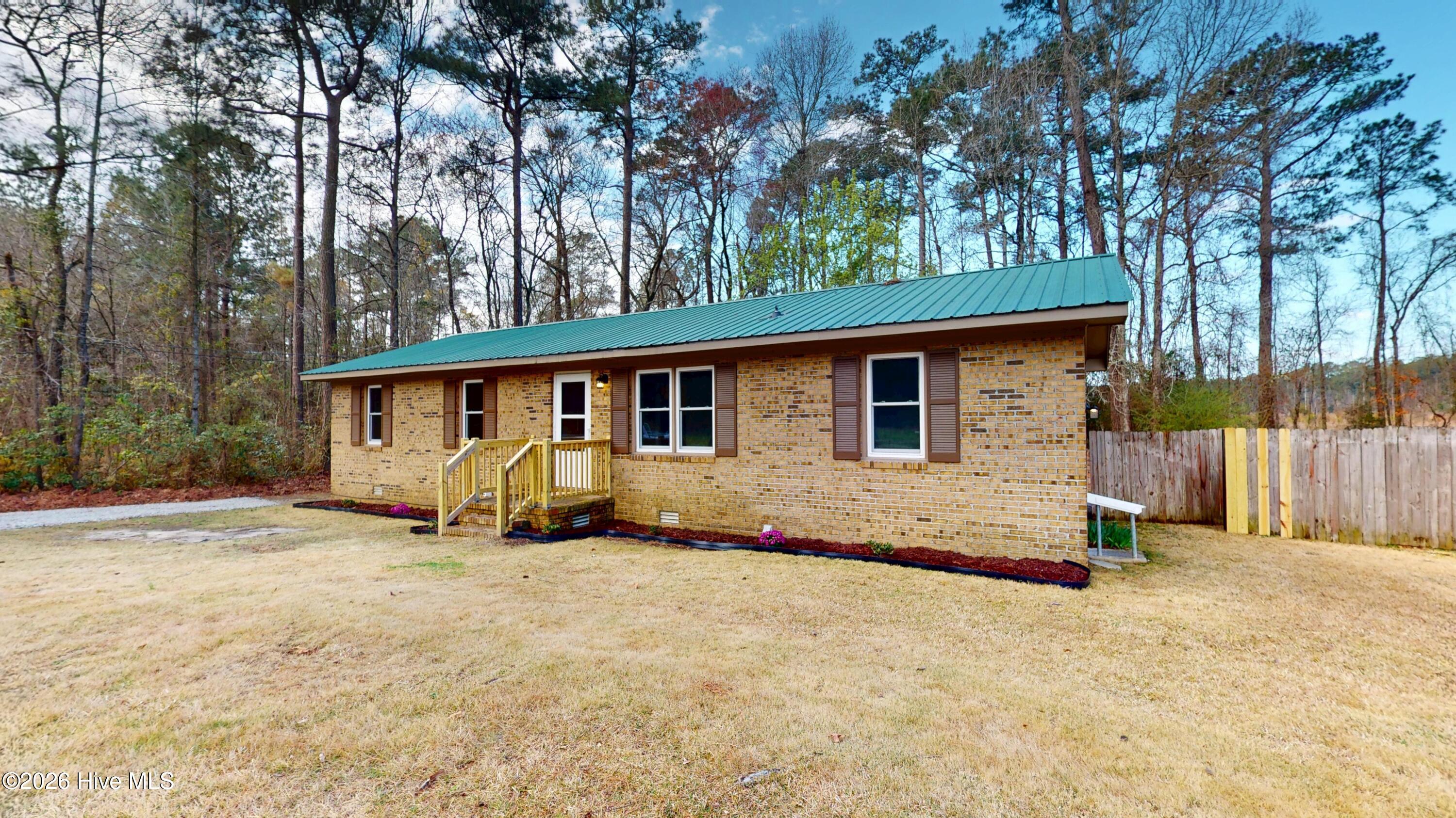 100559685 | Photo 29