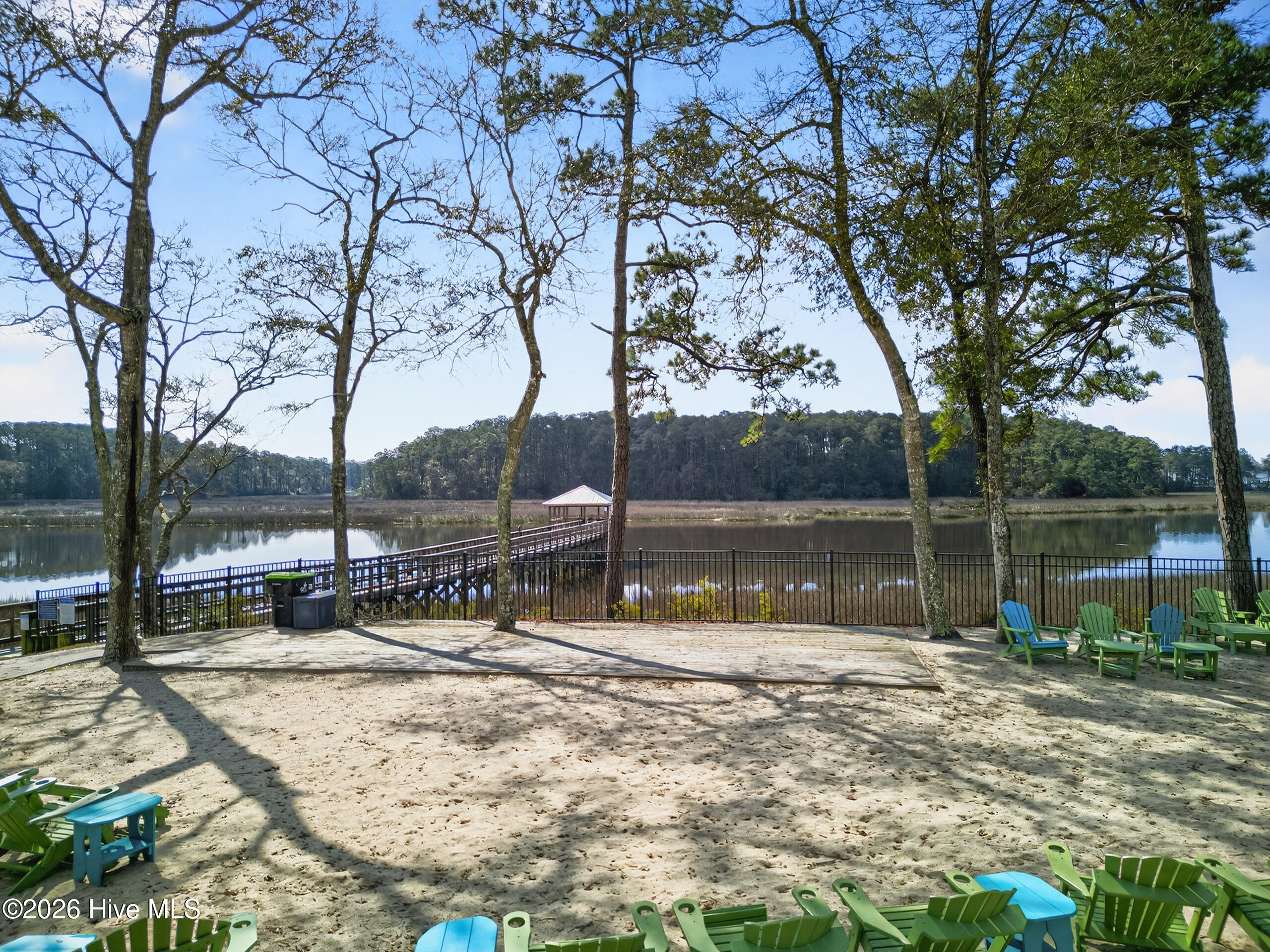 100559730 | Photo 76