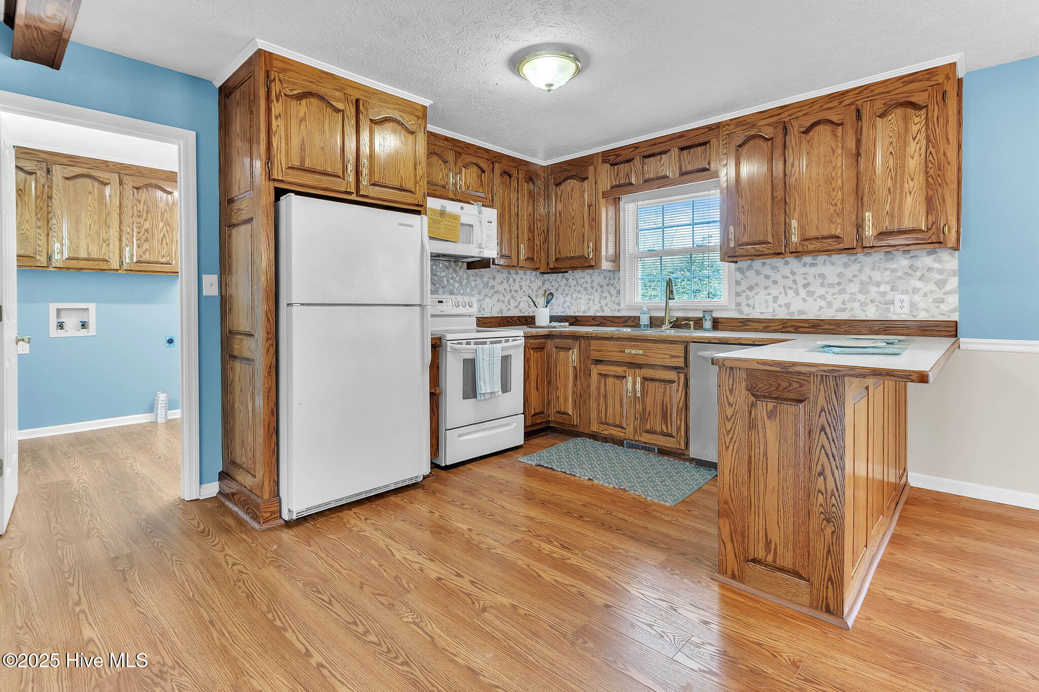 100546241 | Photo 10