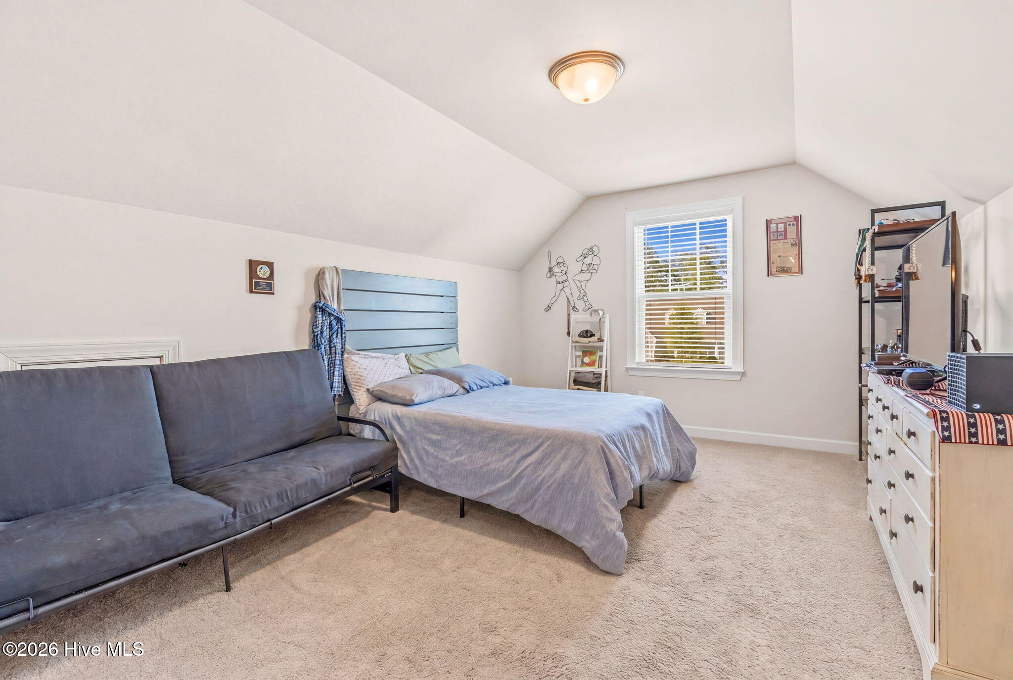 100567618 | Photo 27