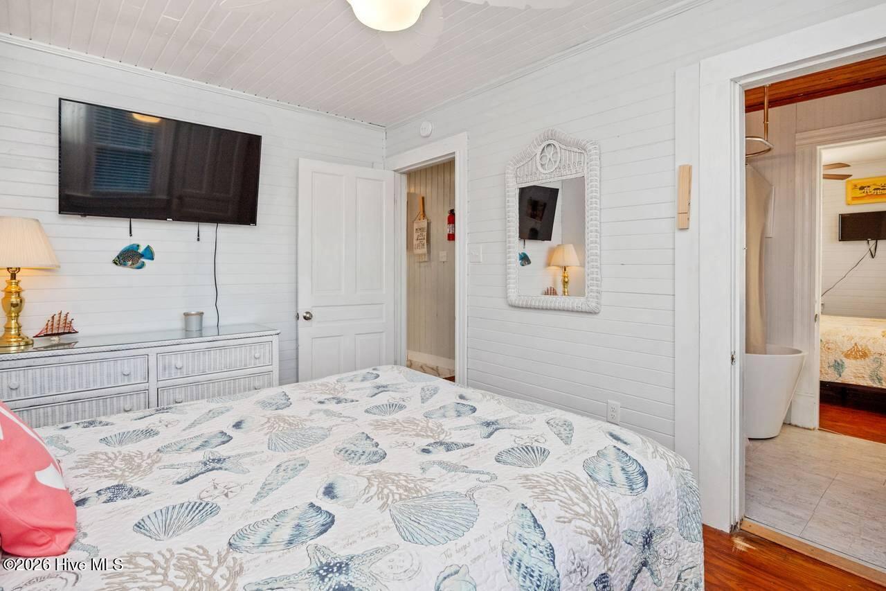 100561729 | Photo 34