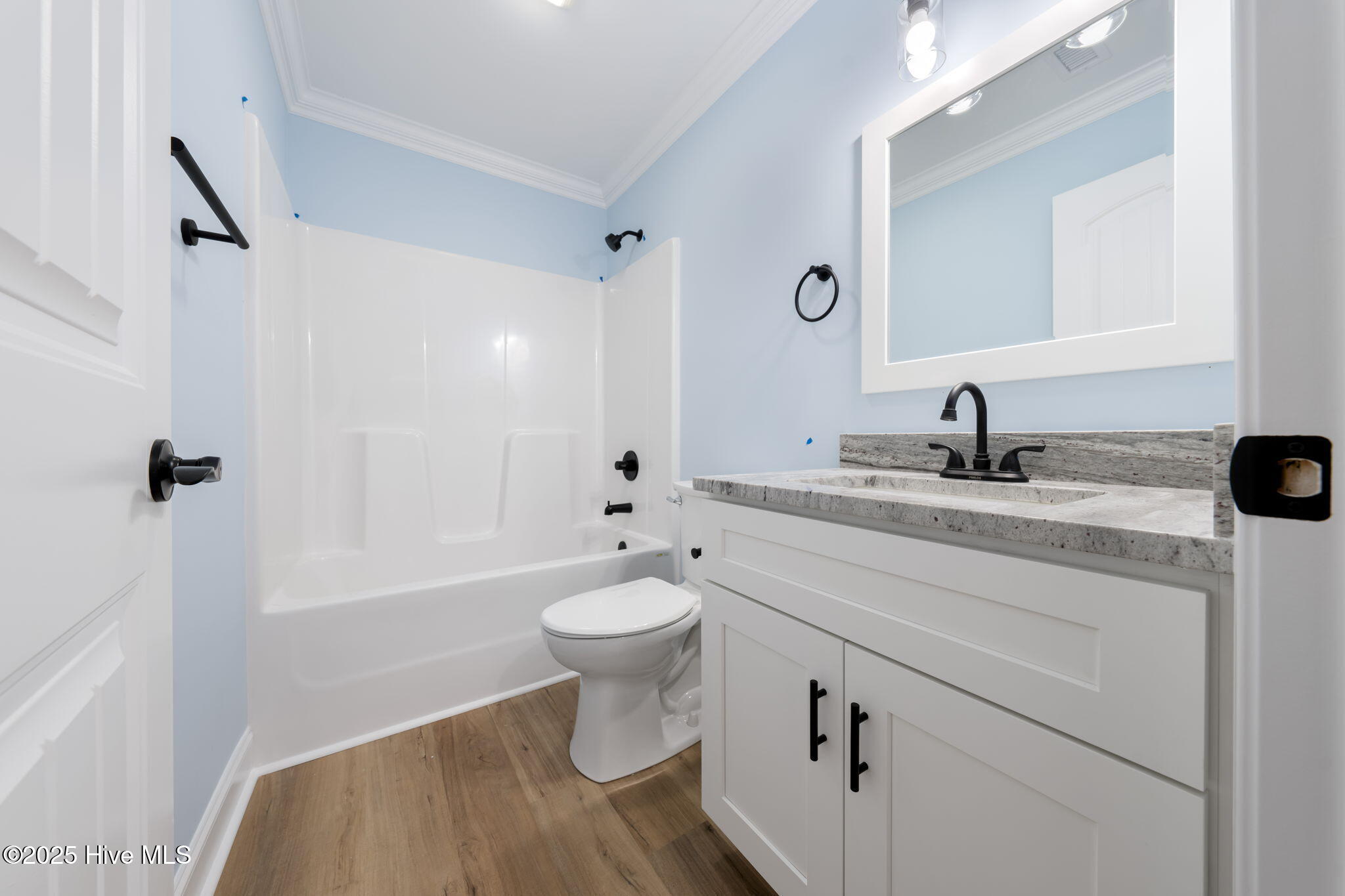 100525328 | Photo 16