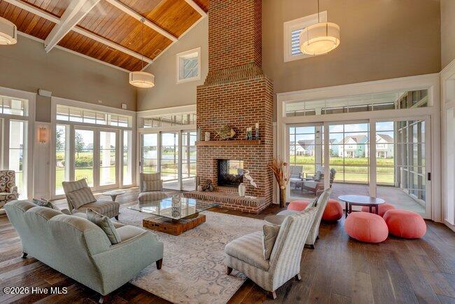 100549094 | Photo 82