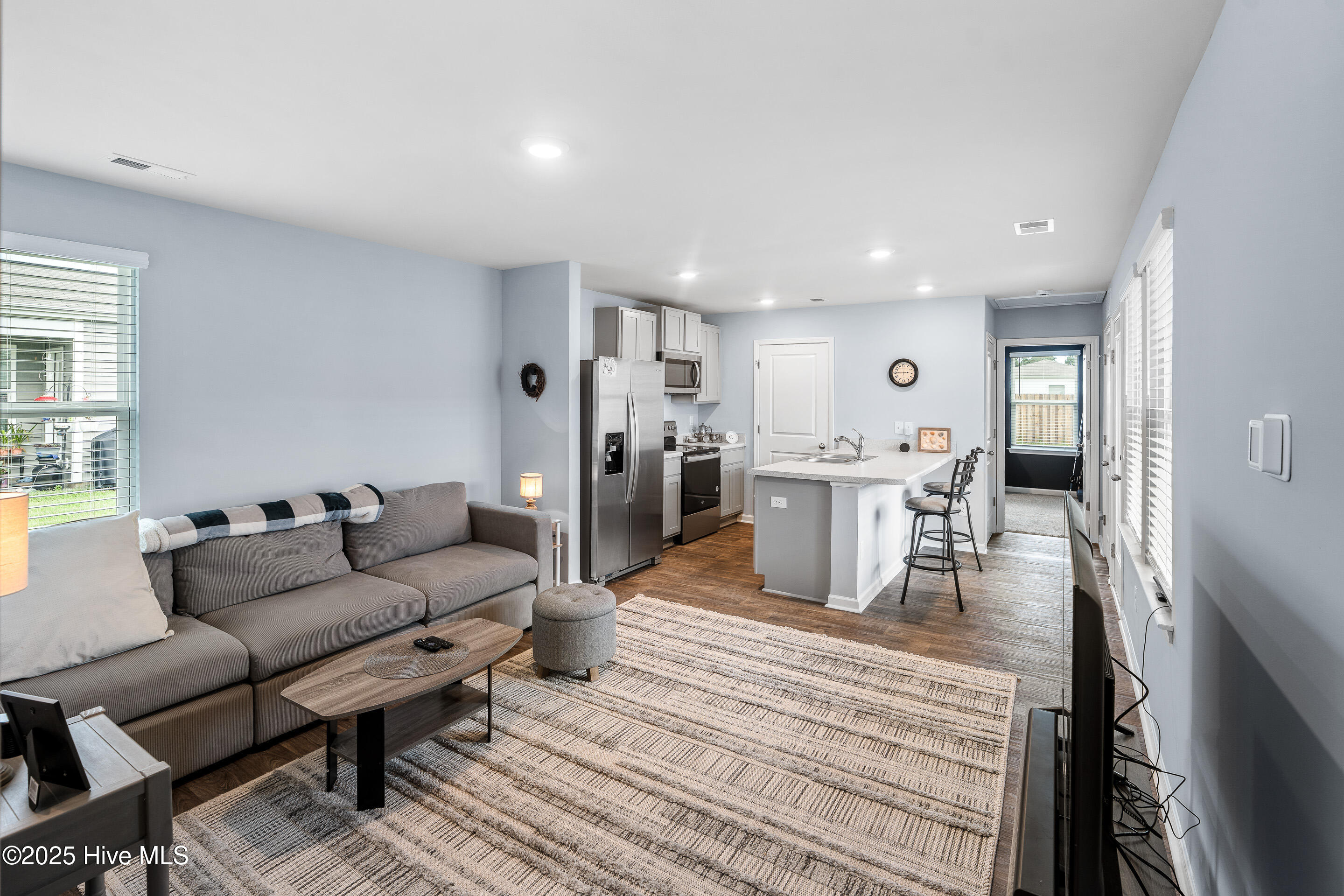 100524246 | Photo 13