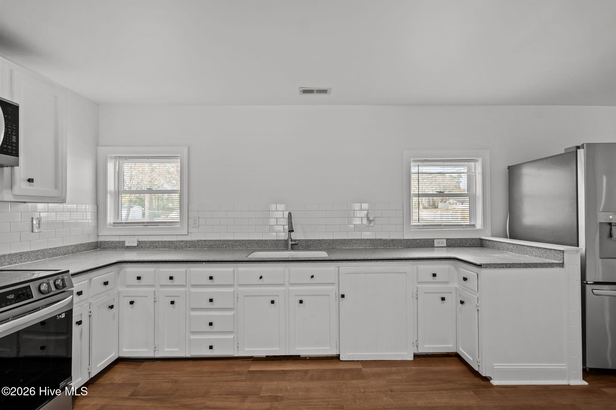 100555774 | Photo 20