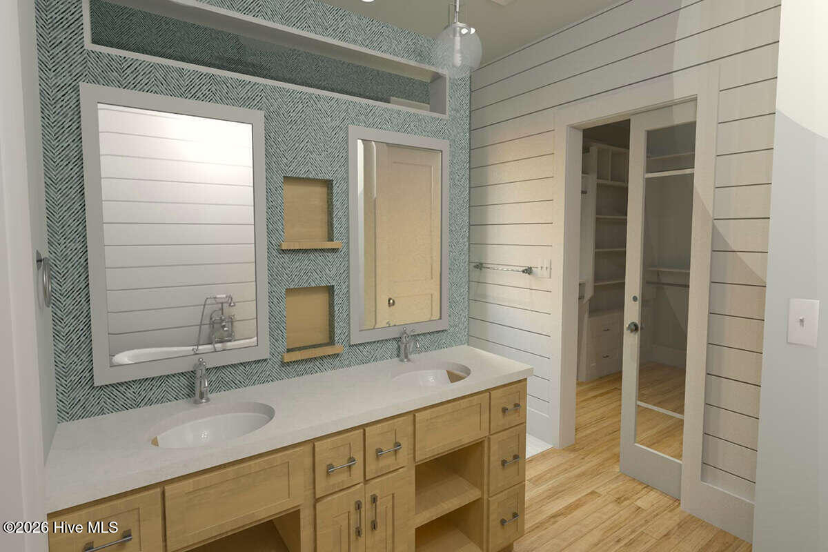 100553185 | Photo 15