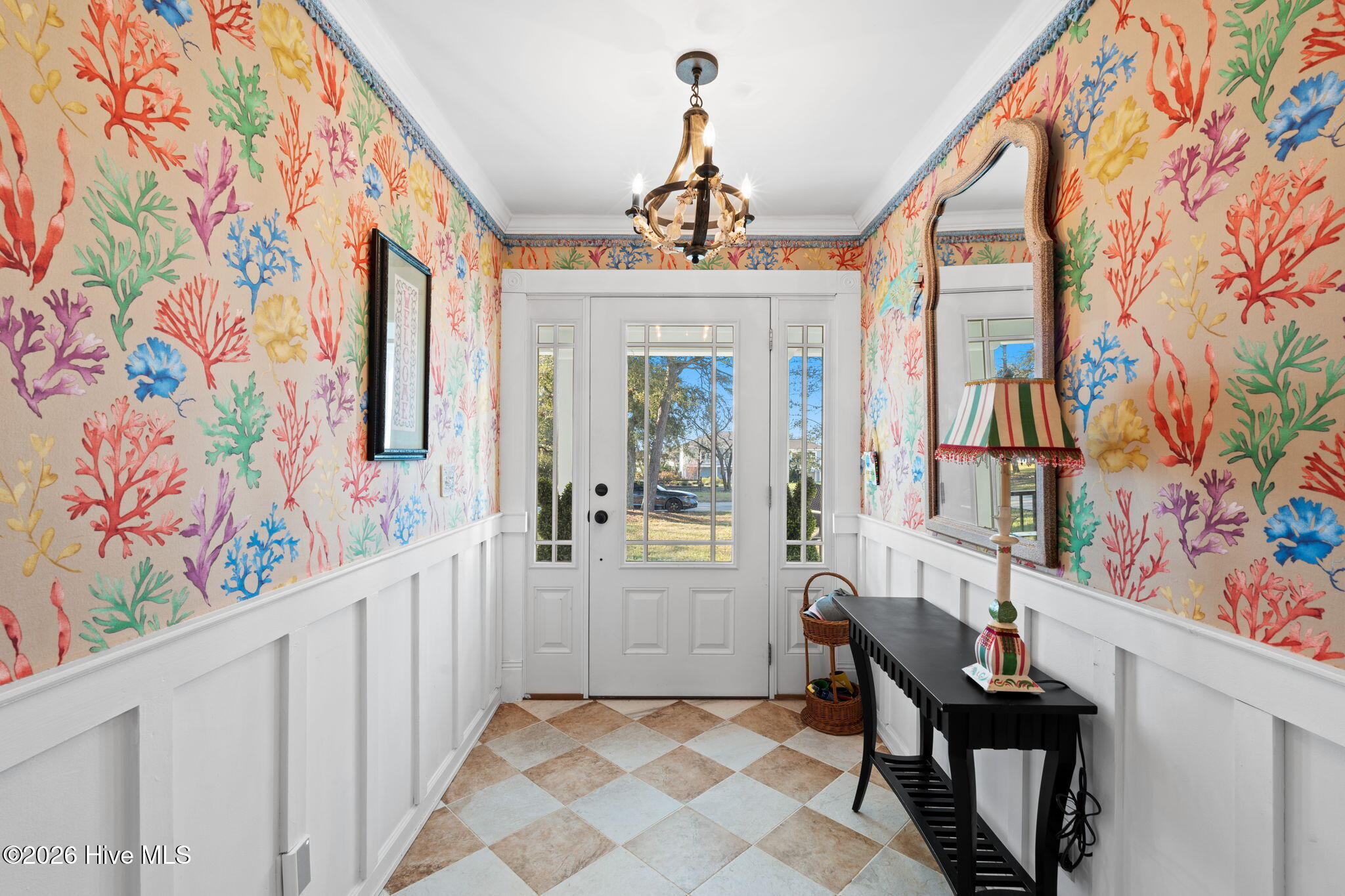 100562668 | Photo 16