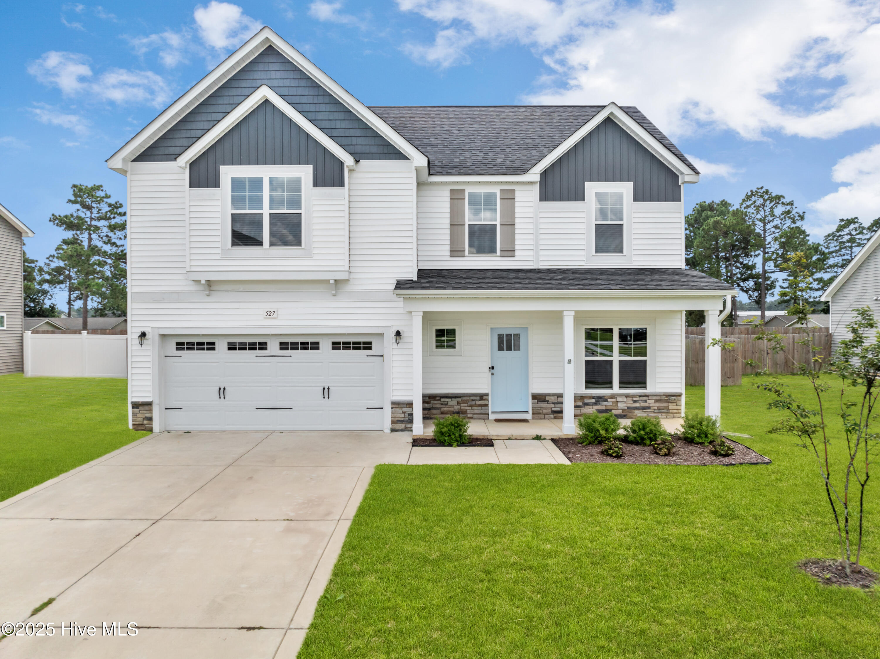 527 Weston Woods Street