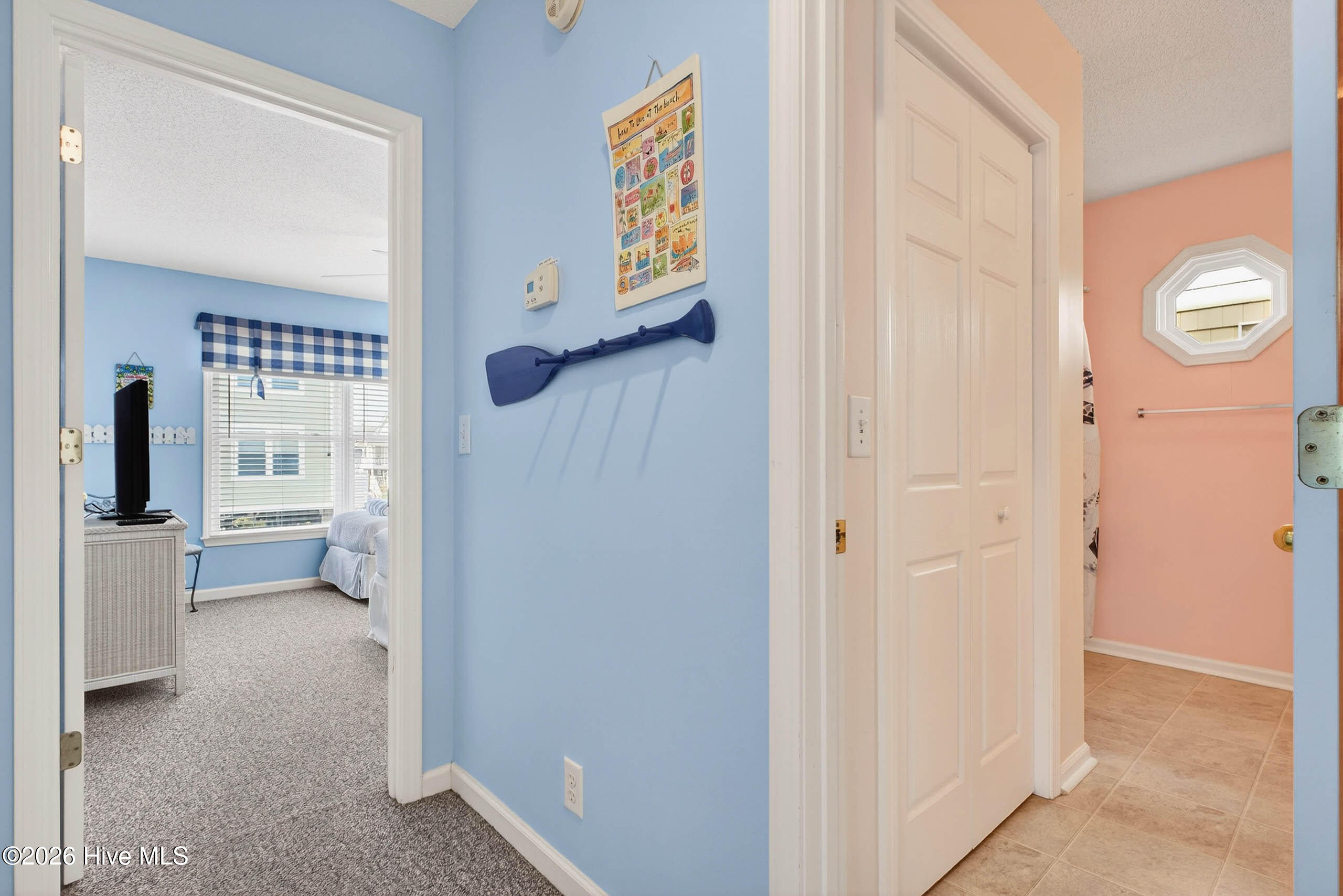 100563035 | Photo 24