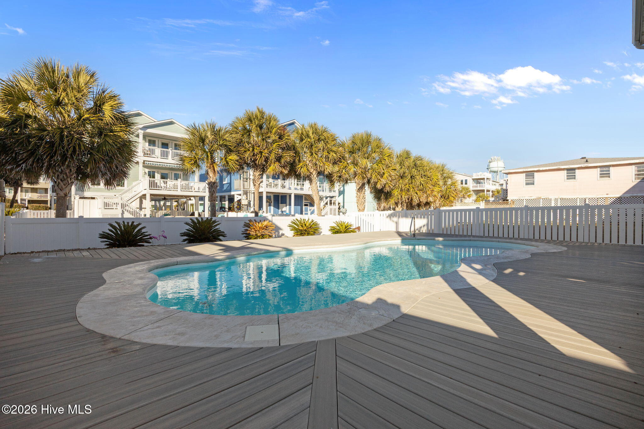 100549750 | Photo 14