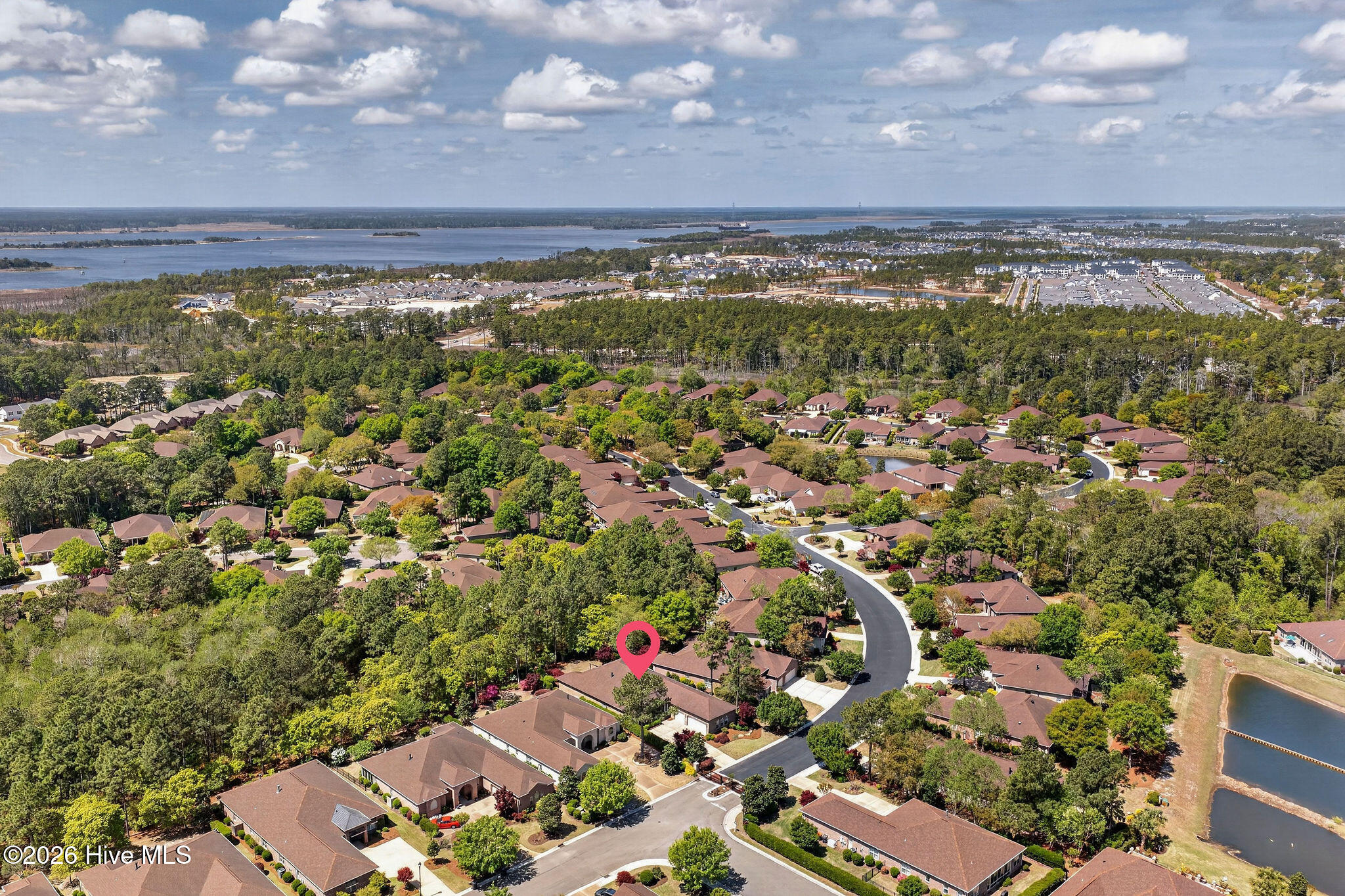 100566278 | Photo 48