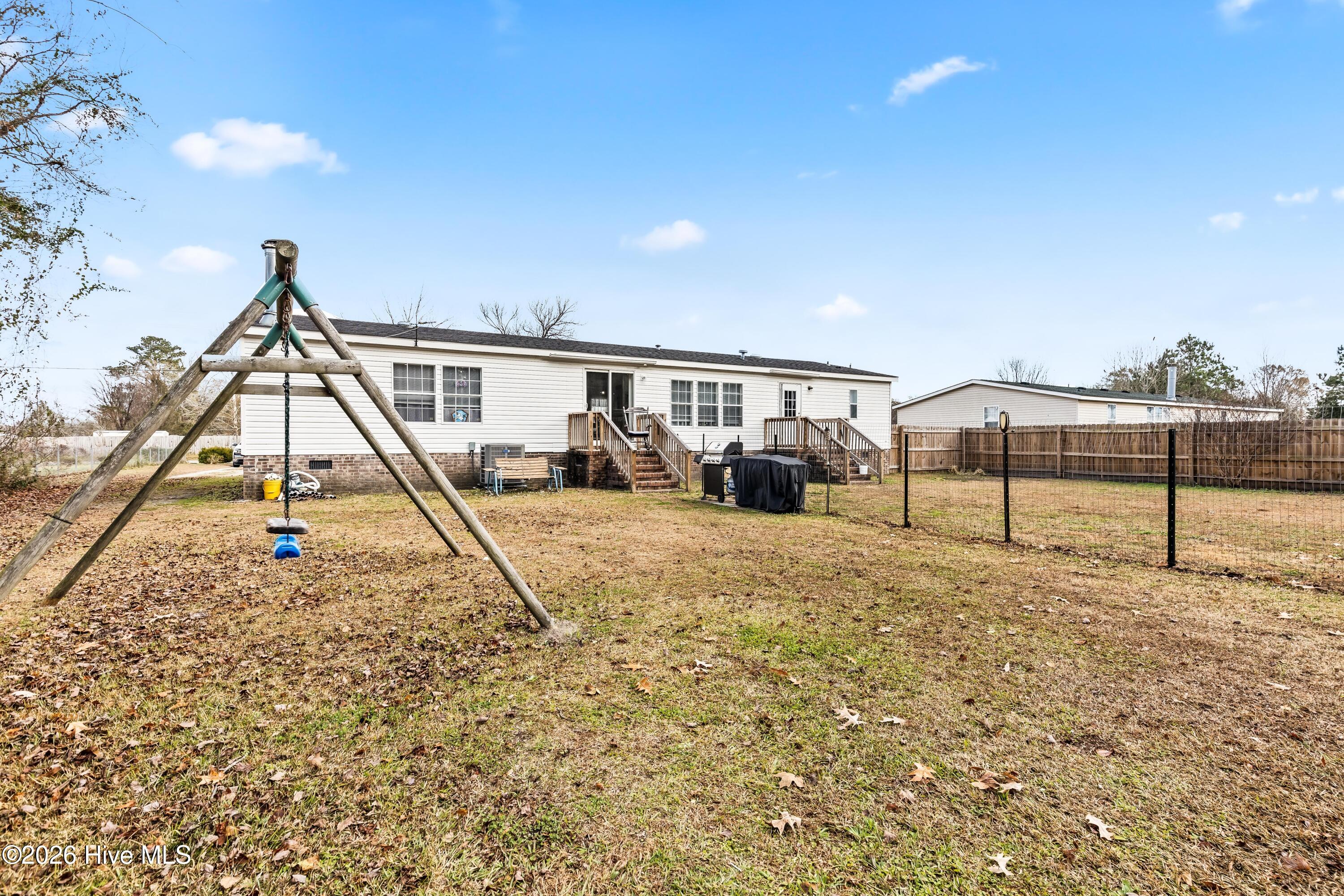 100547294 | Photo 29