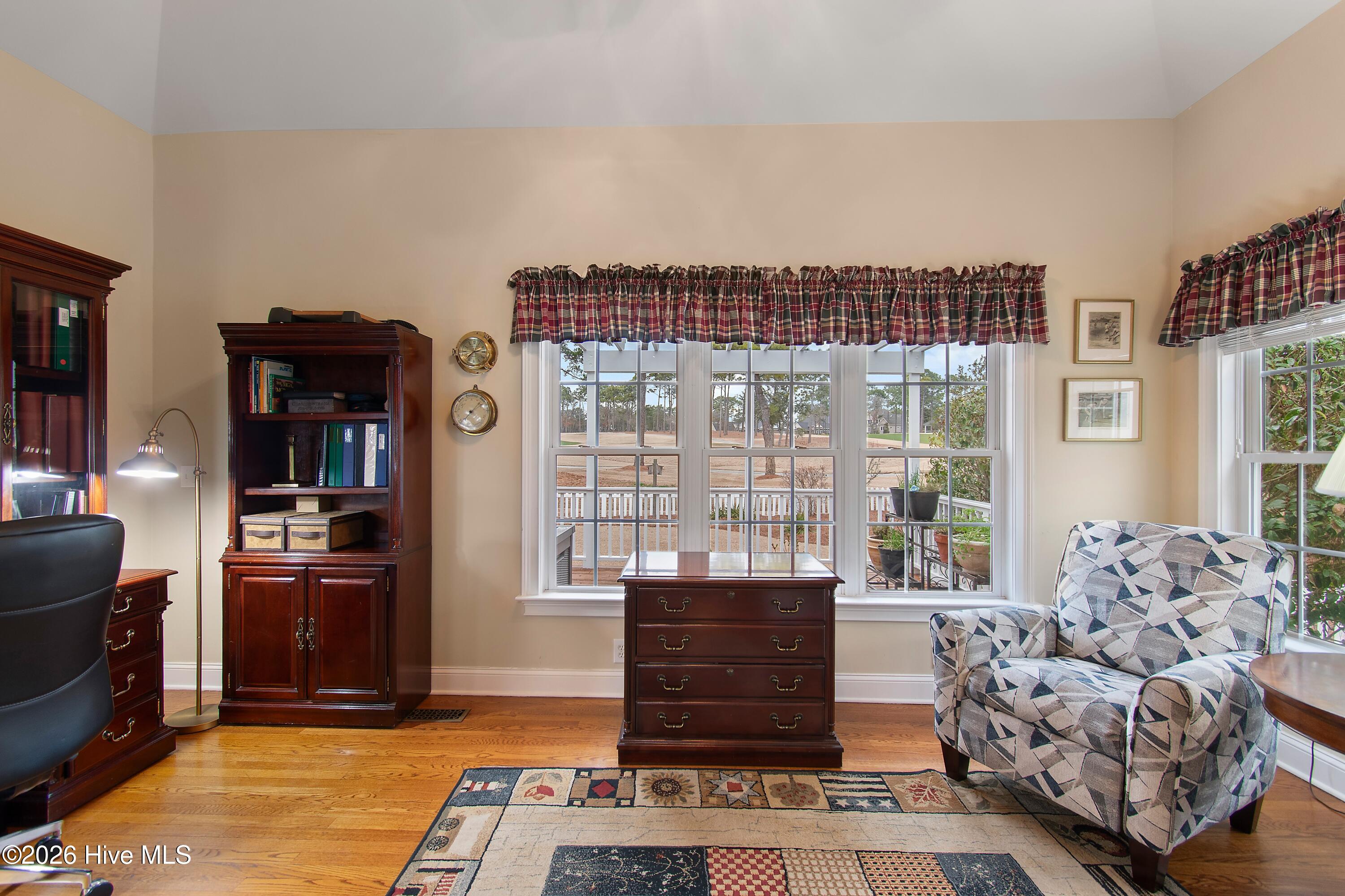 100557471 | Photo 21