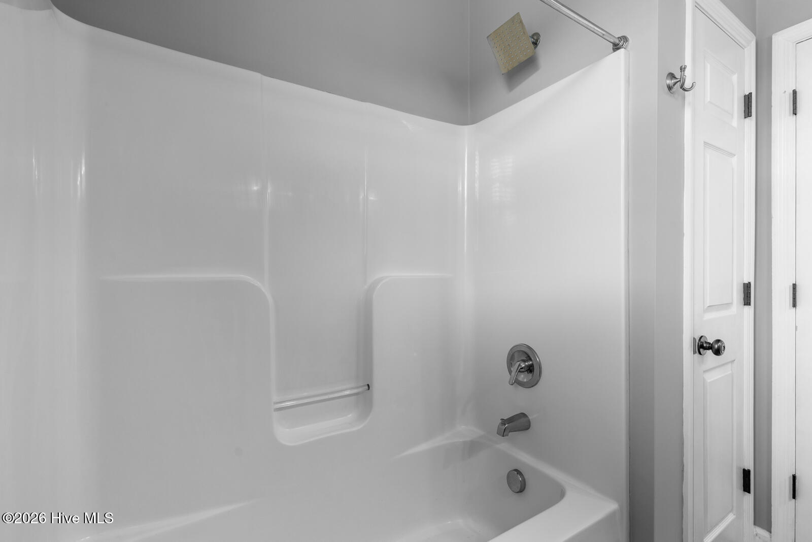 100563110 | Photo 39