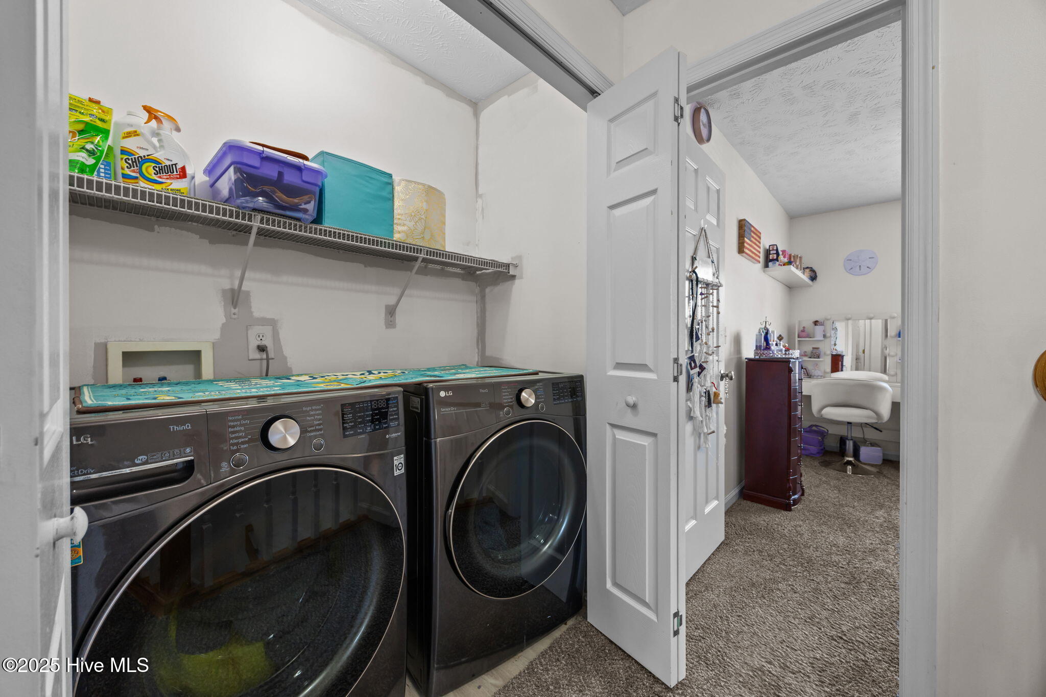 100538384 | Photo 25