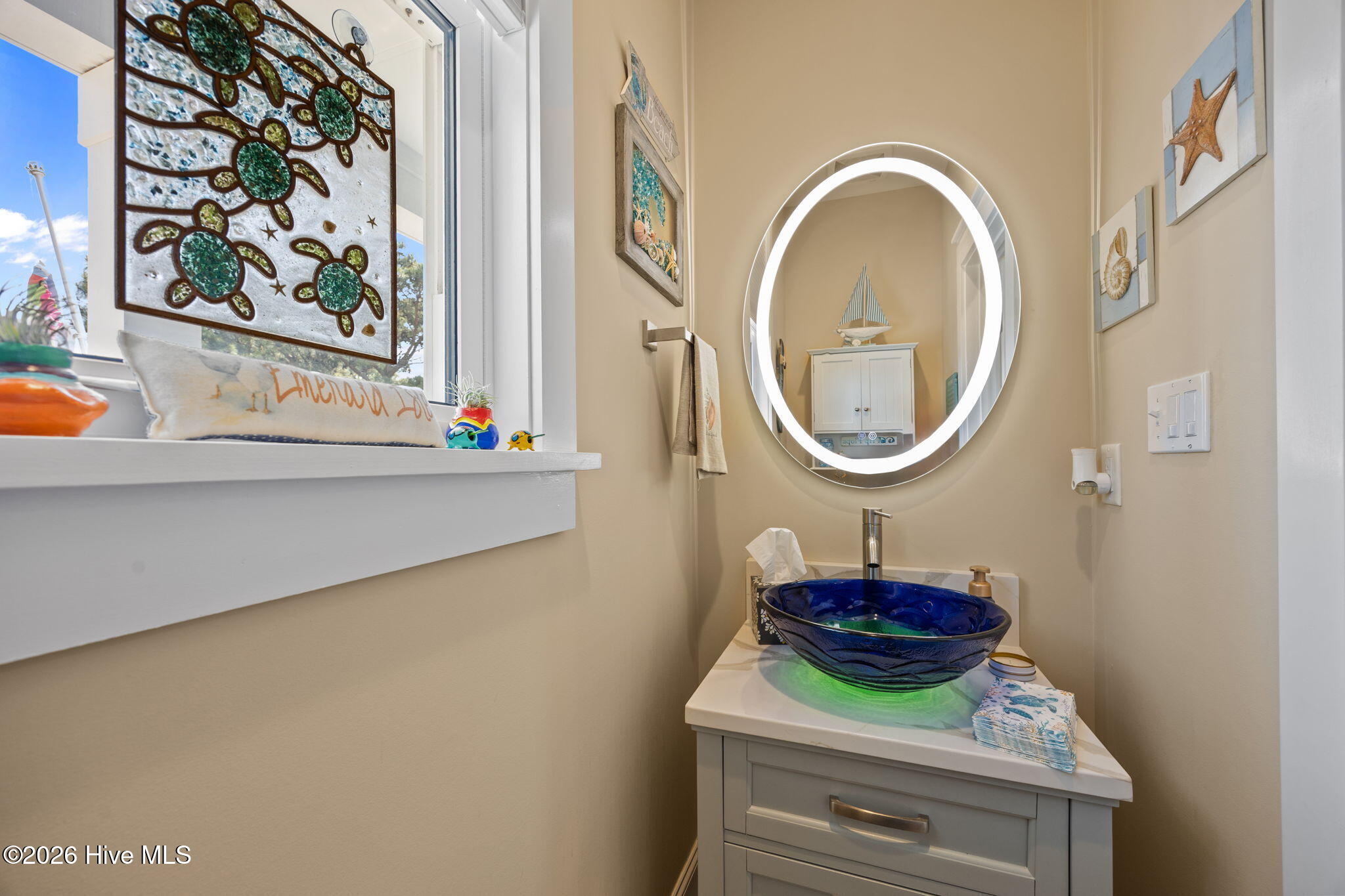 100567463 | Photo 28