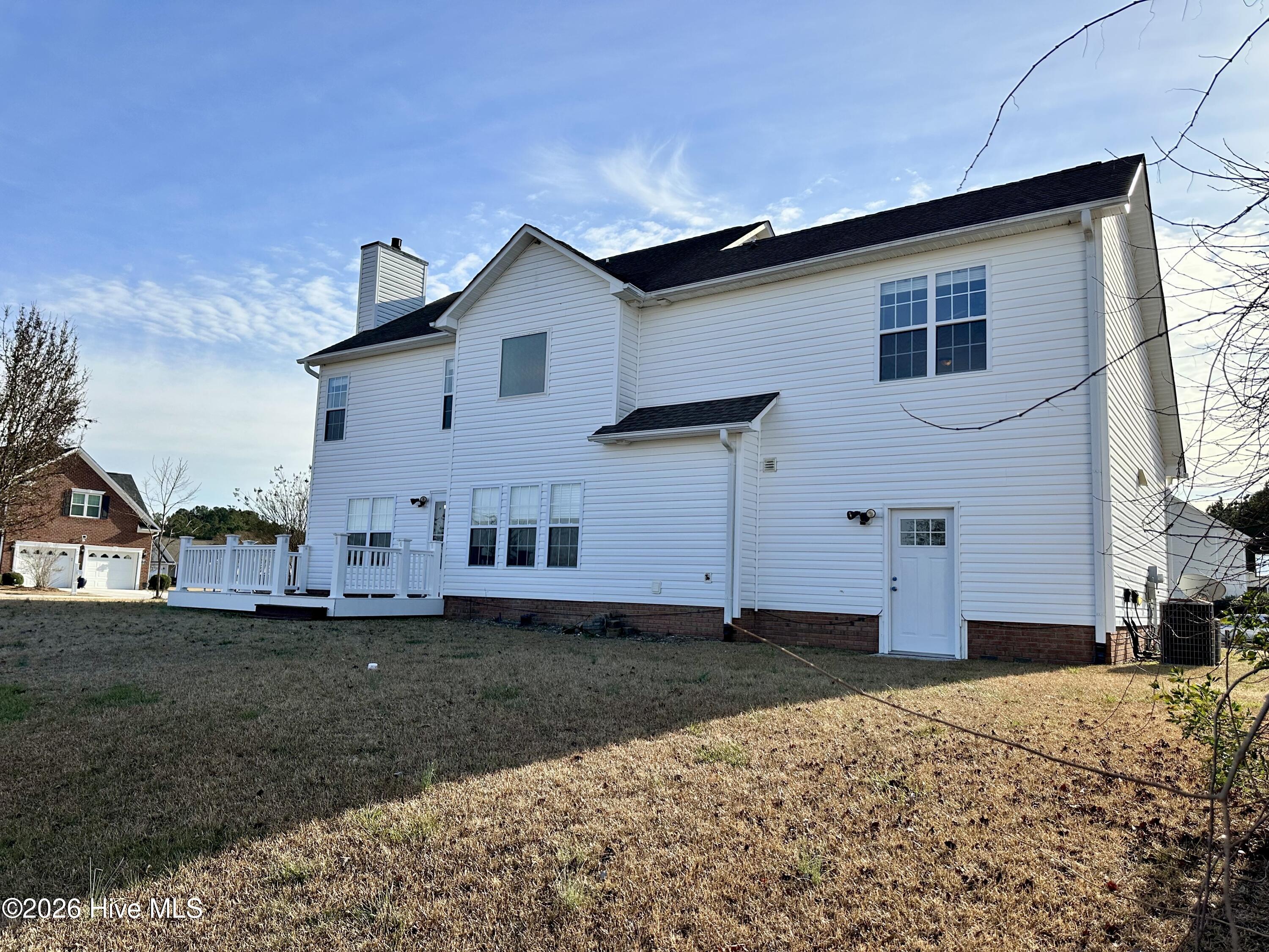 100552707 | Photo 53