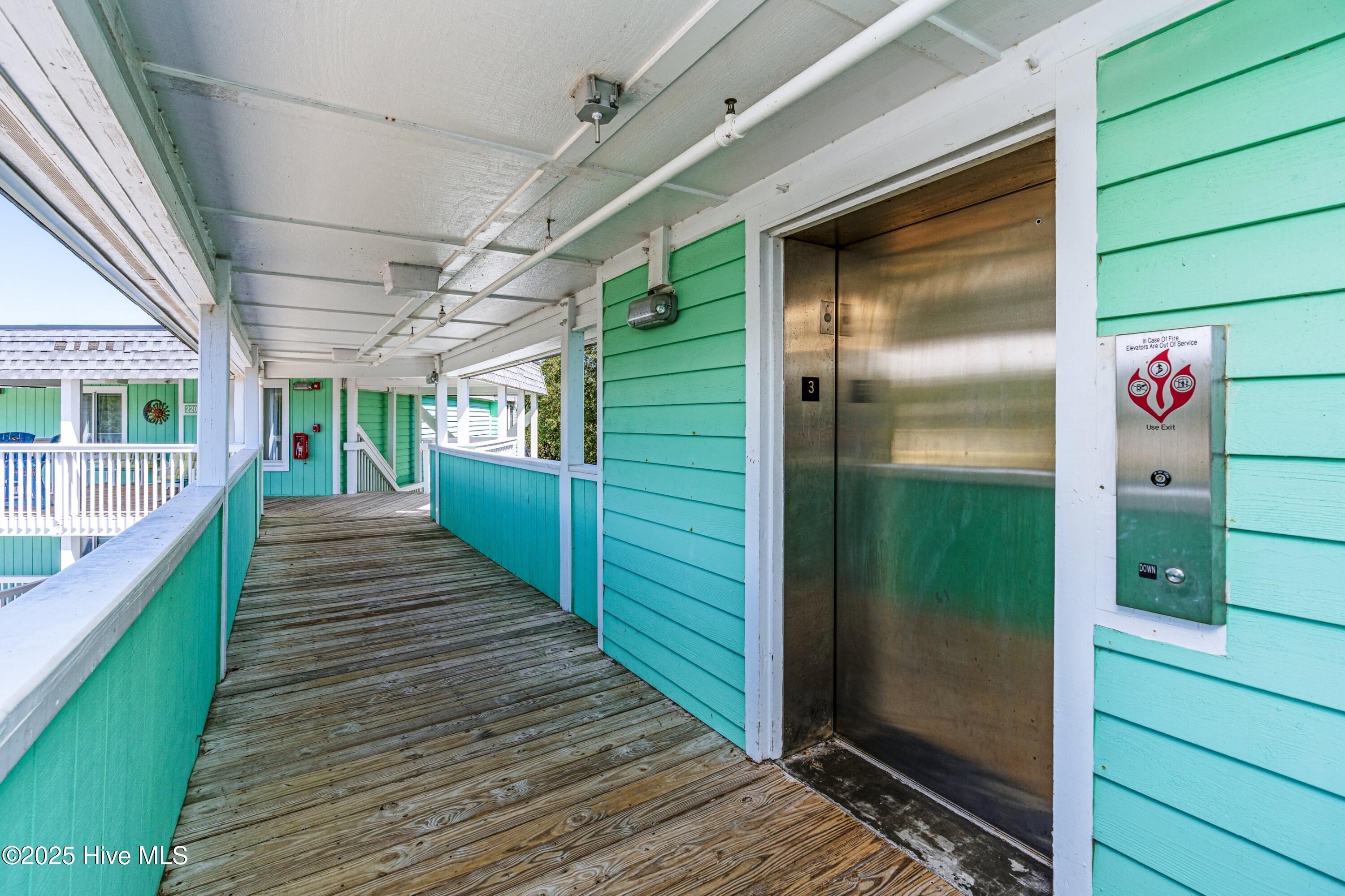 100532800 | Photo 10