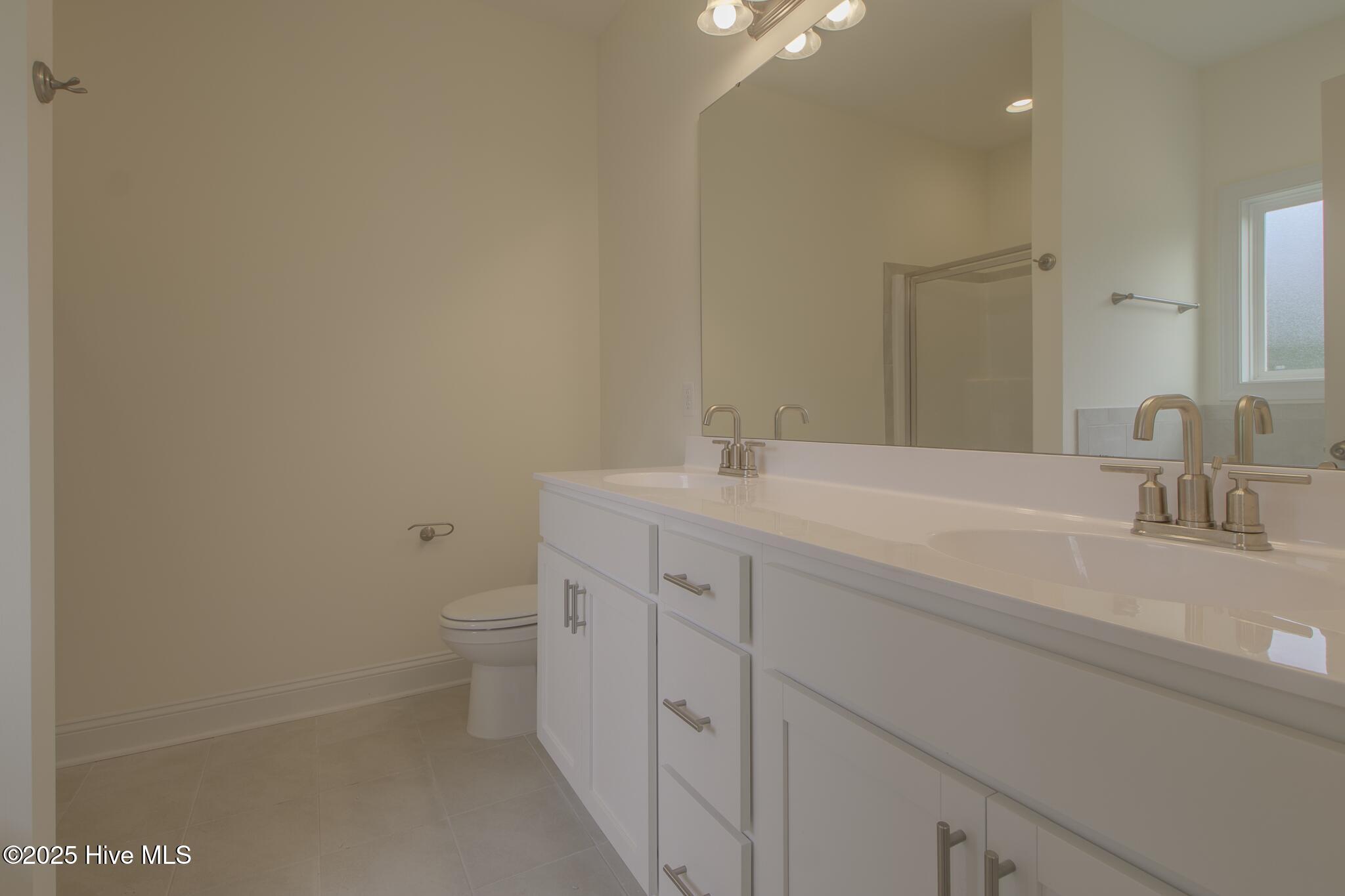 100499578 | Photo 13